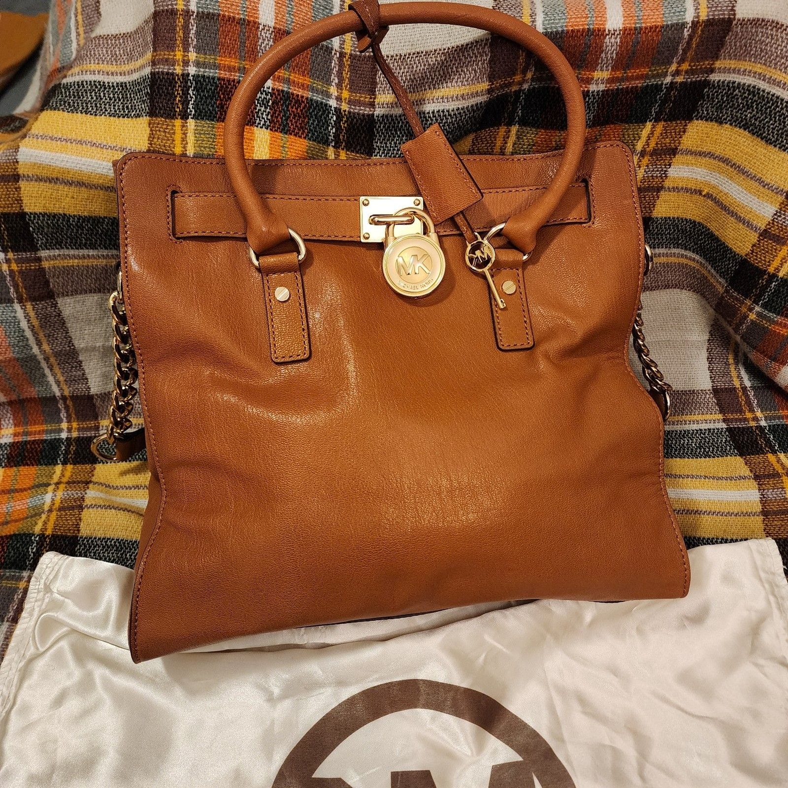 Michael Kors Hamilton Moderne Large Satchel with Dustbag. EUC.