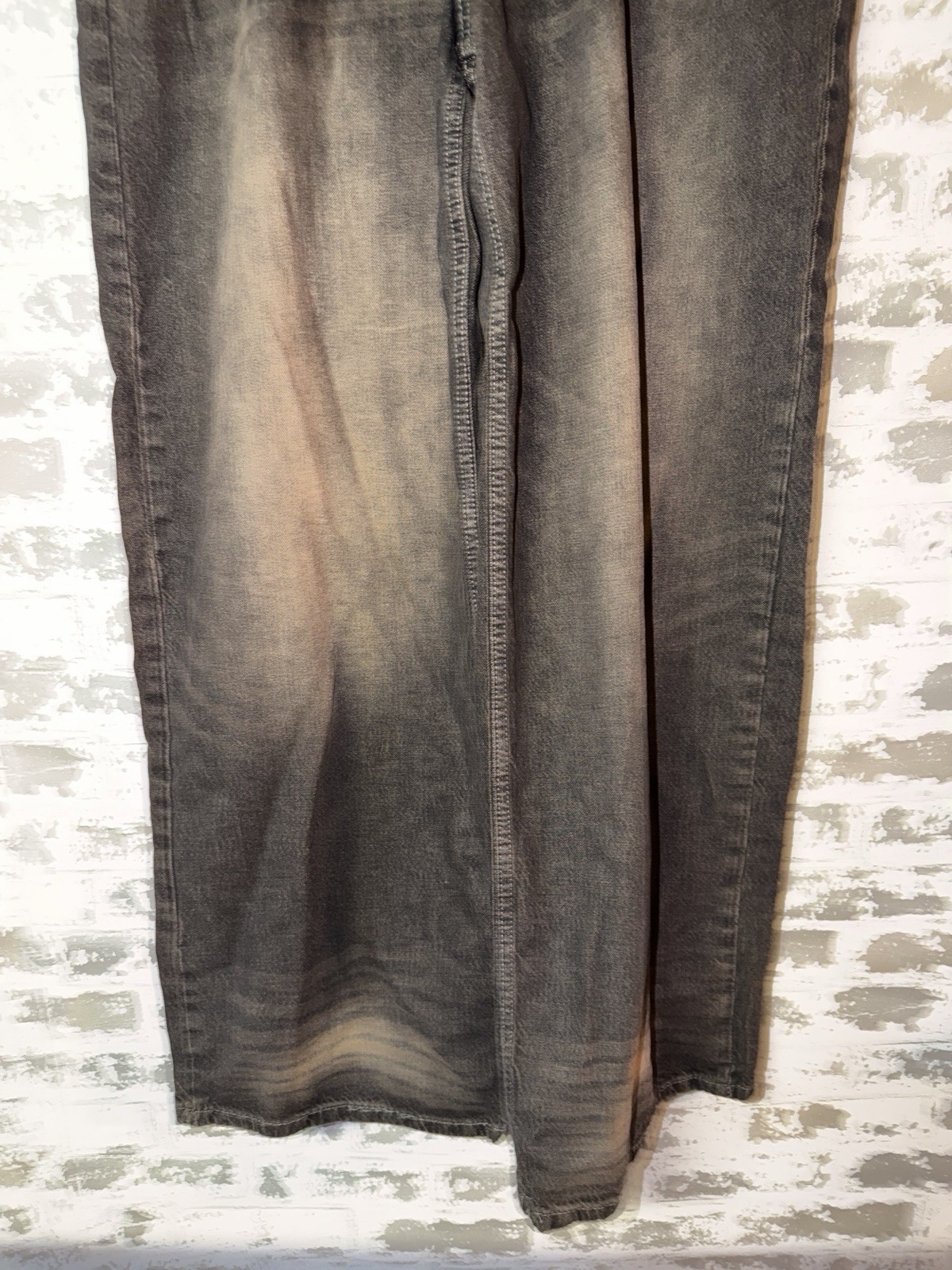 NWT! BoohooMAN Tall Baggy Rigid Washed Jeans – Brown – Size 36