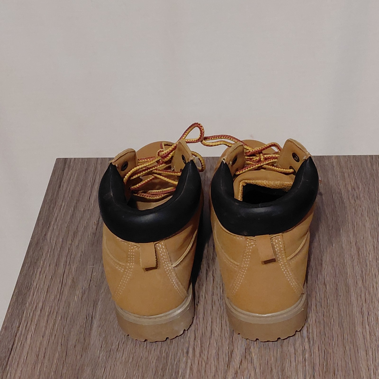 Wonder Nation Boys Tucker Boots, Size 6 Wheat Excellent Condition