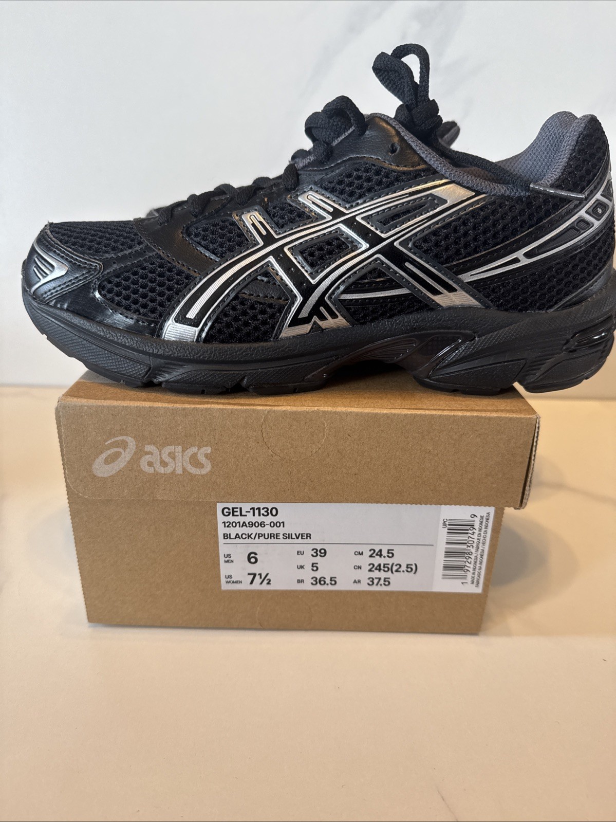 ASICS Gel 1130 Mens Size 6 Athletic Shoes Black/Pure Silver Women’s Size 7.5 New