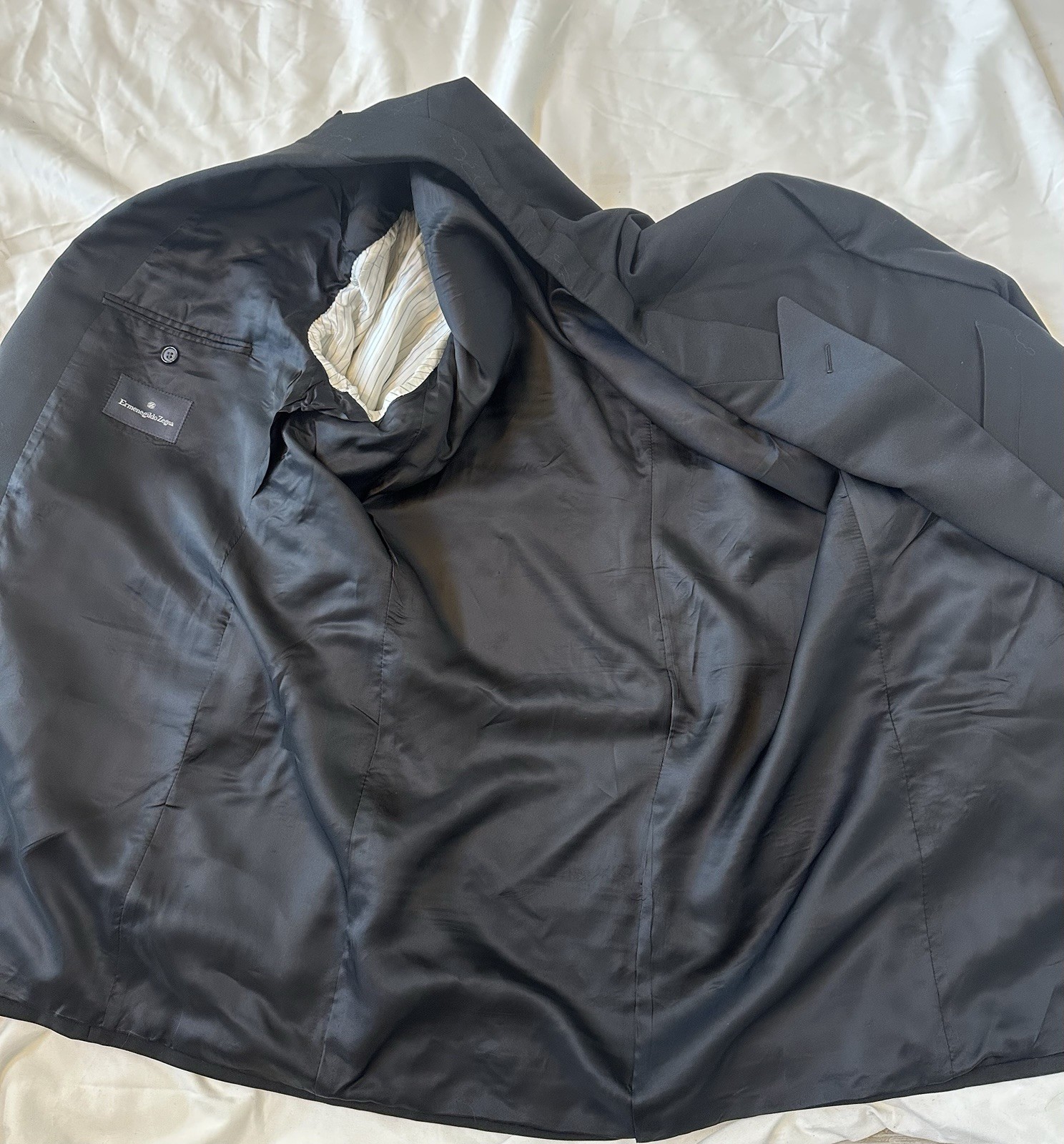 Superb Ermenegildo Zegna One Button Peak Lapels Men Tuxedo Jacket 50 R