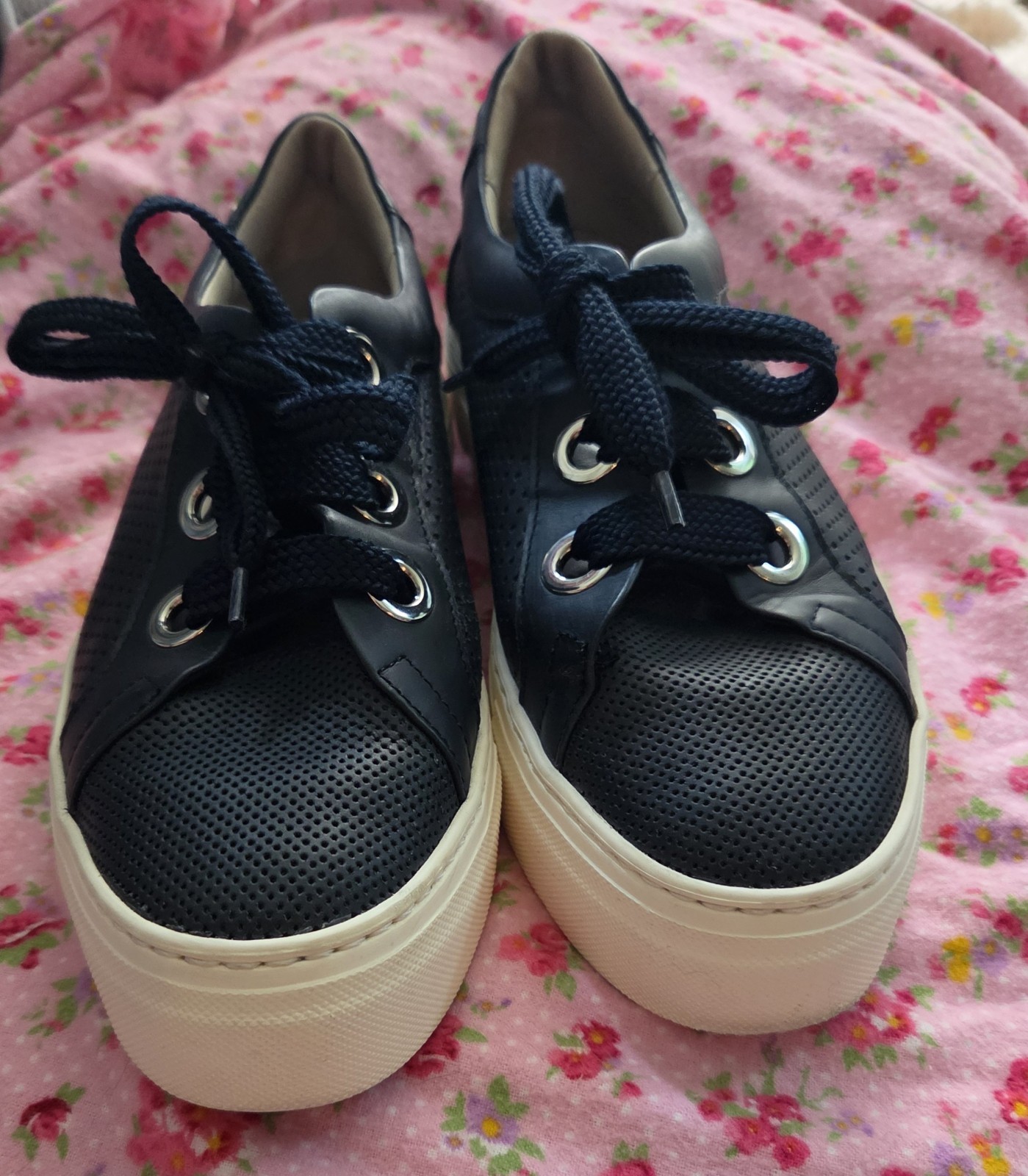 AGL Attilio Giusti Leombruni XL Extralight Perforated Leather Sneaker