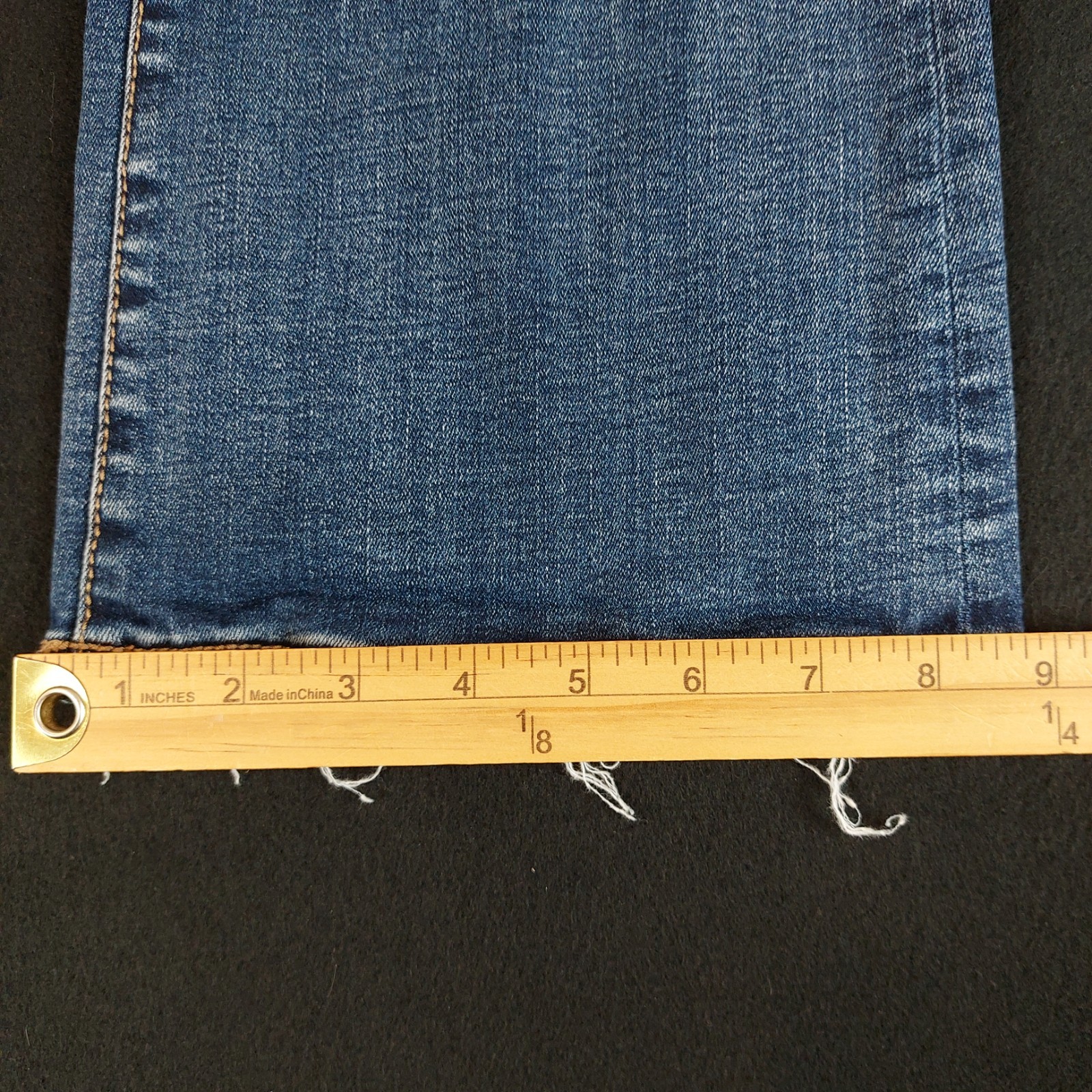 BKE Payton Universal Fit Bootcut Jeans Women’s 34×33.5 (Fit 36×32) Distressed