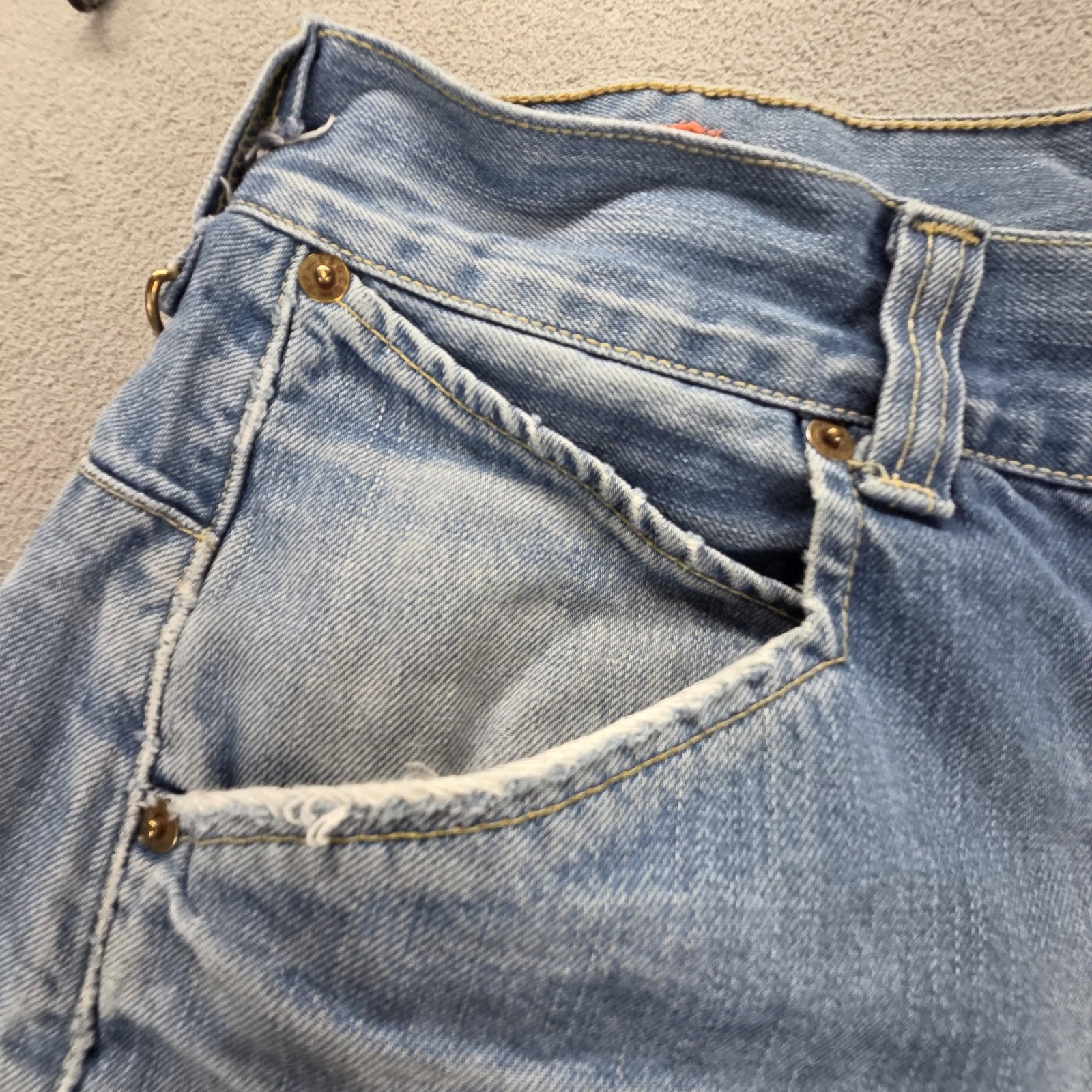 Vintage Levis Engineered Jeans Mens Blue Twisted Flap Pocket Fits 28×30