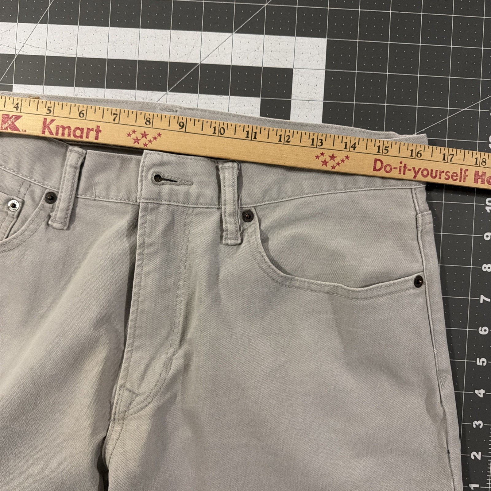 GAP 1969 Jeans Mens 32×32 Chalk Gray Straight Leg Stretch Denim Y2K
