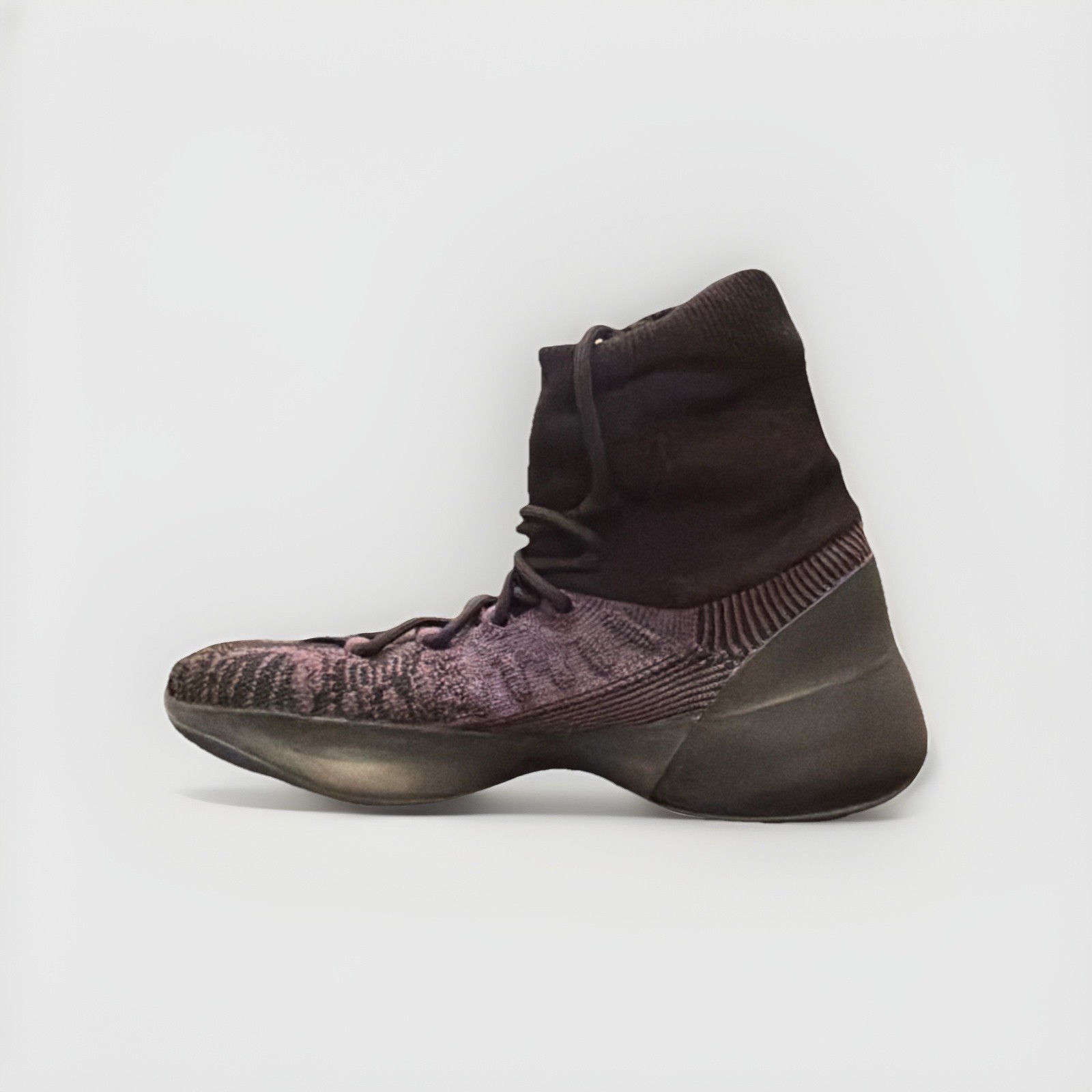 Yeezy Knit Basketball Shoes Size 10 Men’s