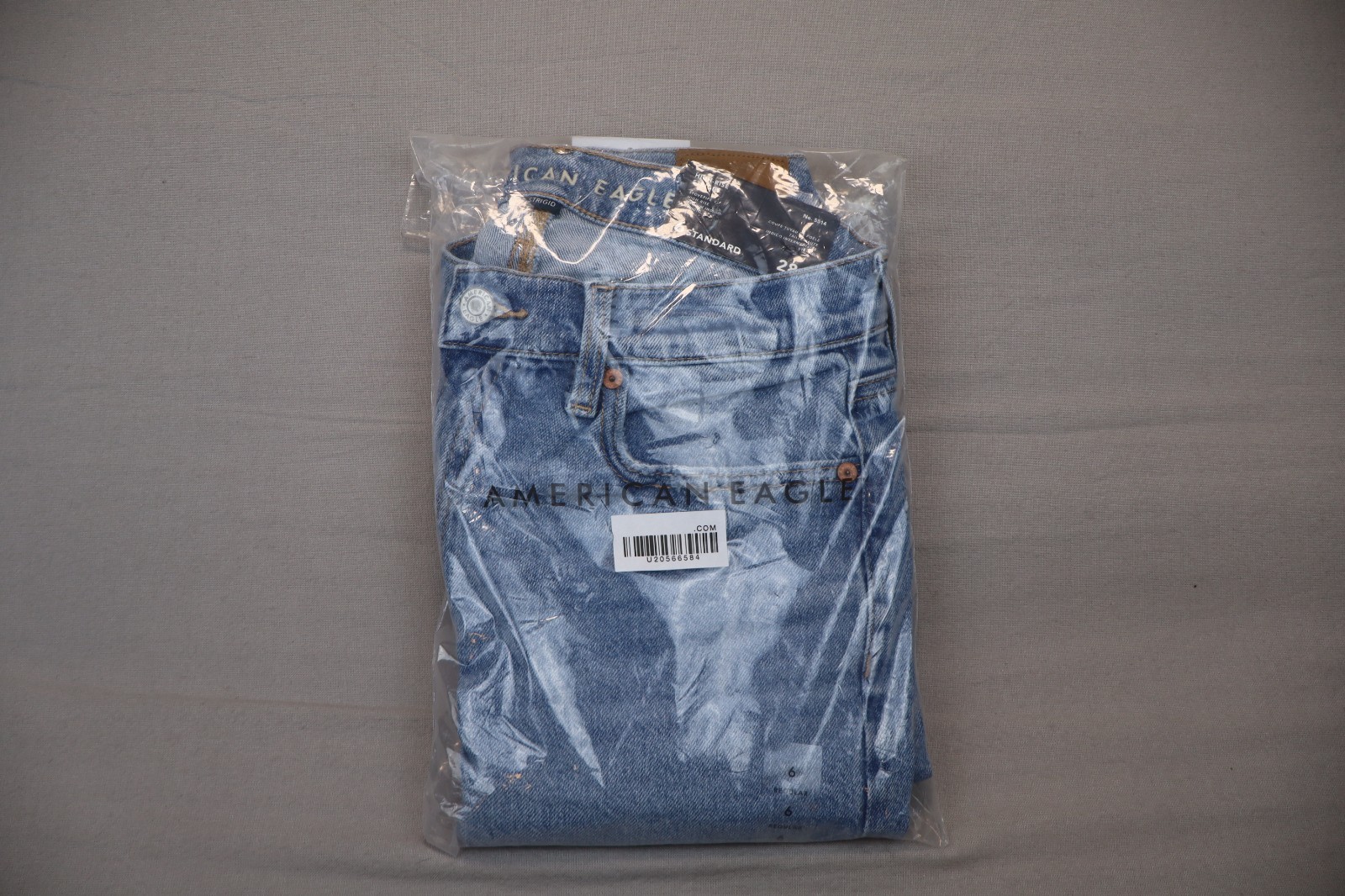 NEW American Eagle Strigid High Rise Stovepipe Women’s Blue Straight Jeans 6