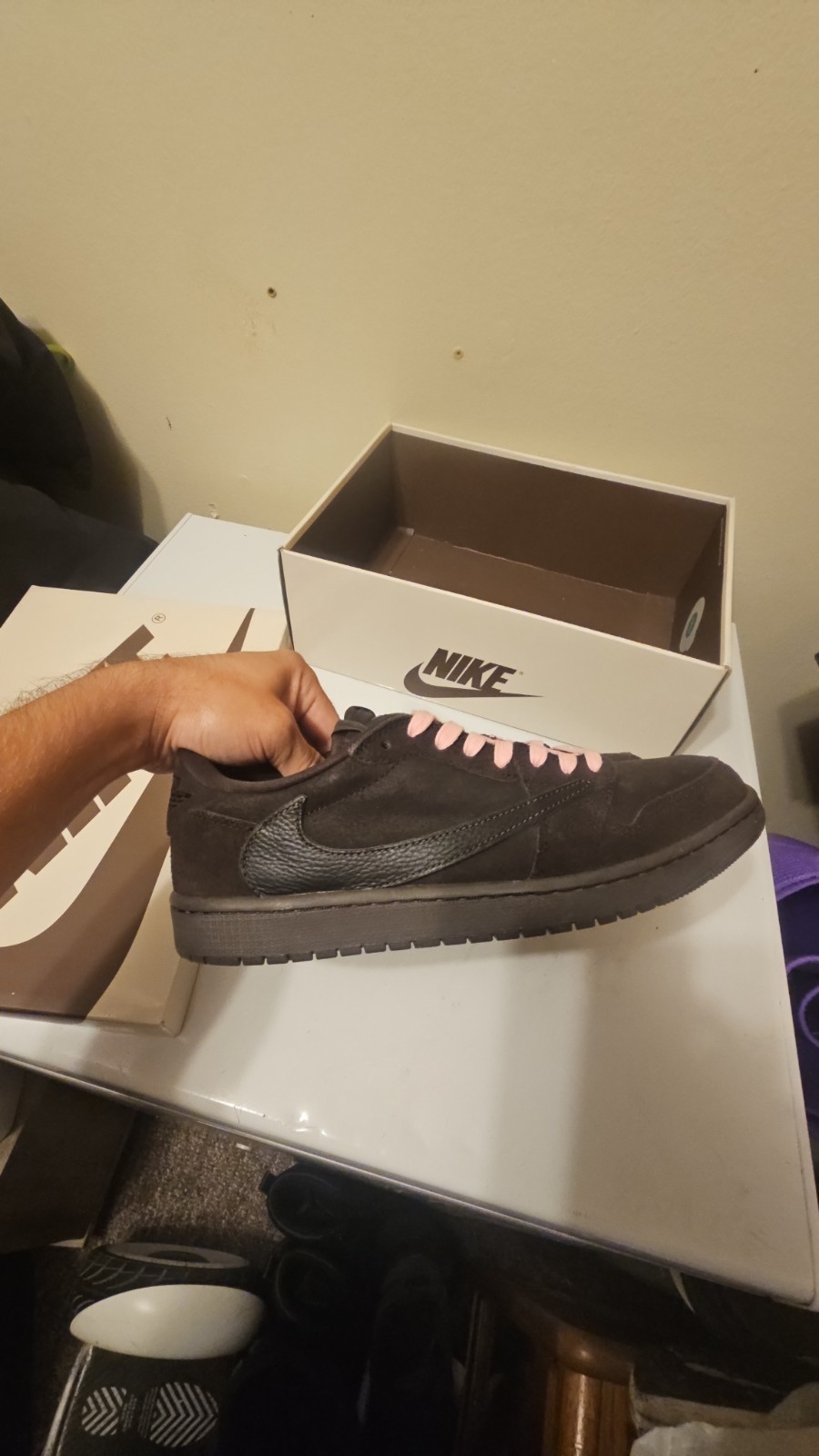 Nike Air Jordan 1 Low Top Leather Lace-Up Sneakers Black/Pink 553558-062