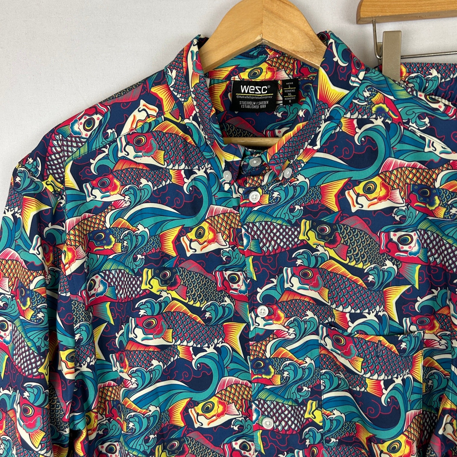 WeSC Mens Koi Waves AOP Oden Short Sleeve Shirt Austin Shorts 2 Piece Set Size L