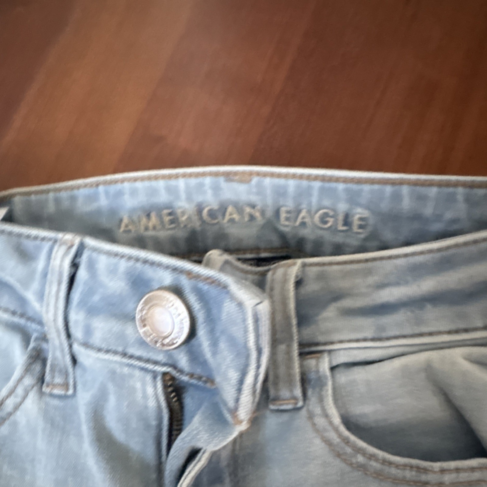 American Eagle Women’s Light Blue Skinny Denim Jeans 5-Pocket Solid Regular