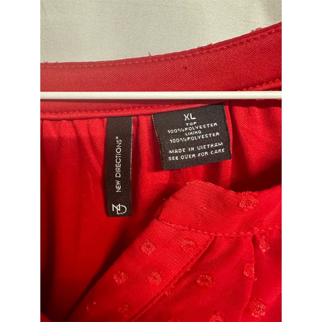NWT New Directions XL Red Swiss Dot Sheer Sleeve Blouse Top Snagged
