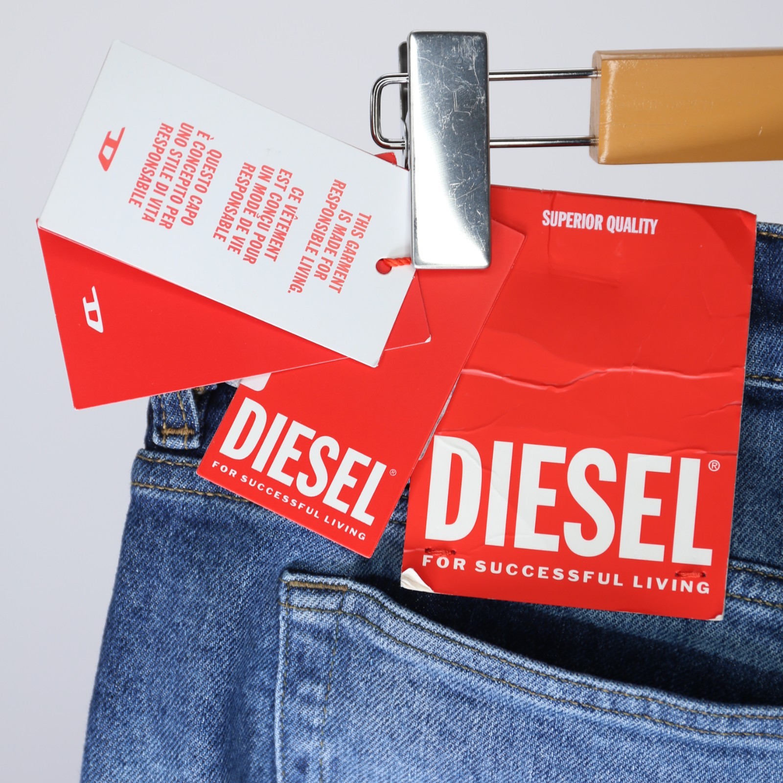 Diesel Mens Jeans 1979 Sleenker Trouser Skinny Leg Low Rise Medium Blue Size NWT