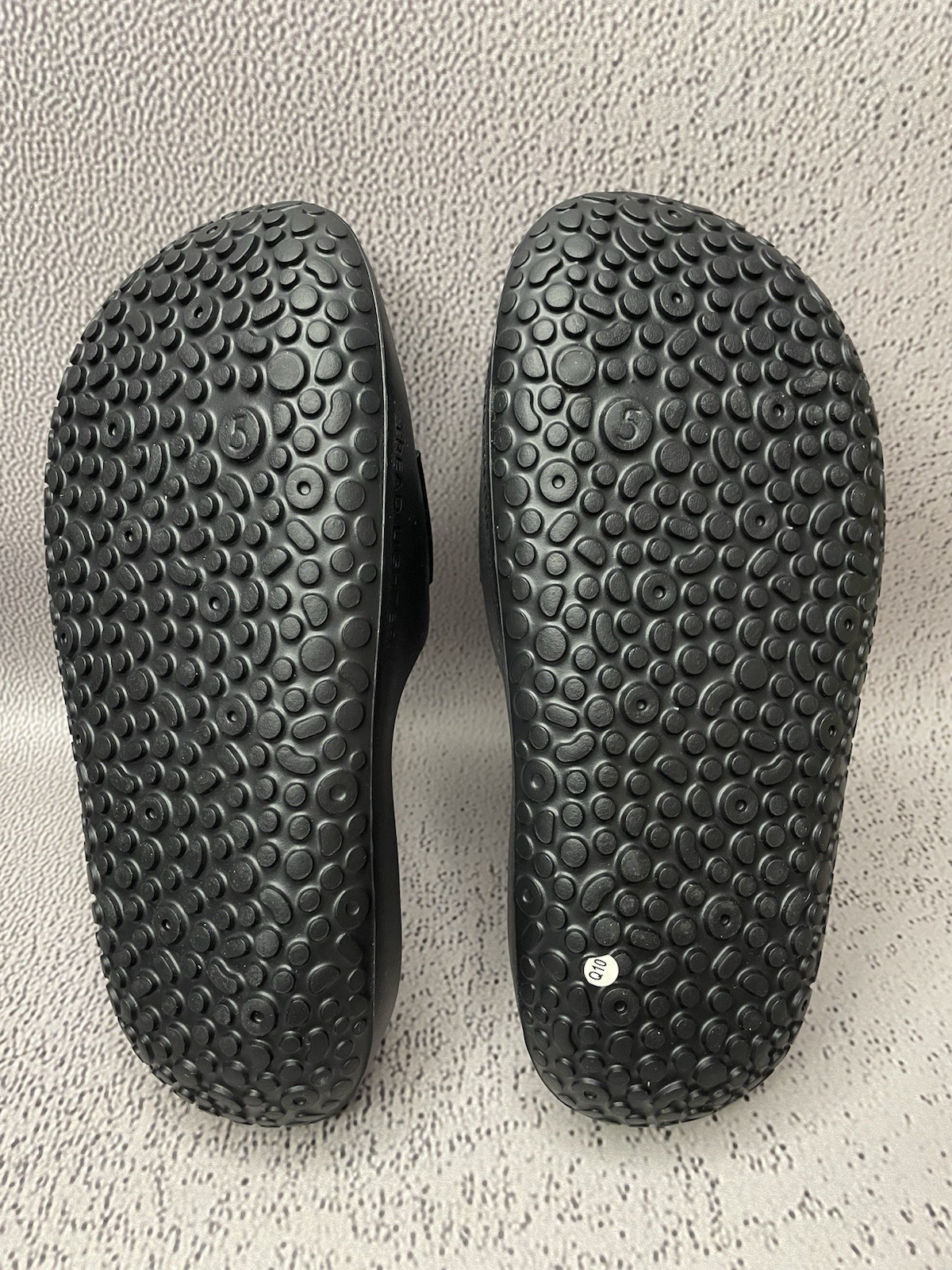Allbirds Unisex Sugar Sliders Slide Sandals Black Eco Friendly Size W 7 M 5
