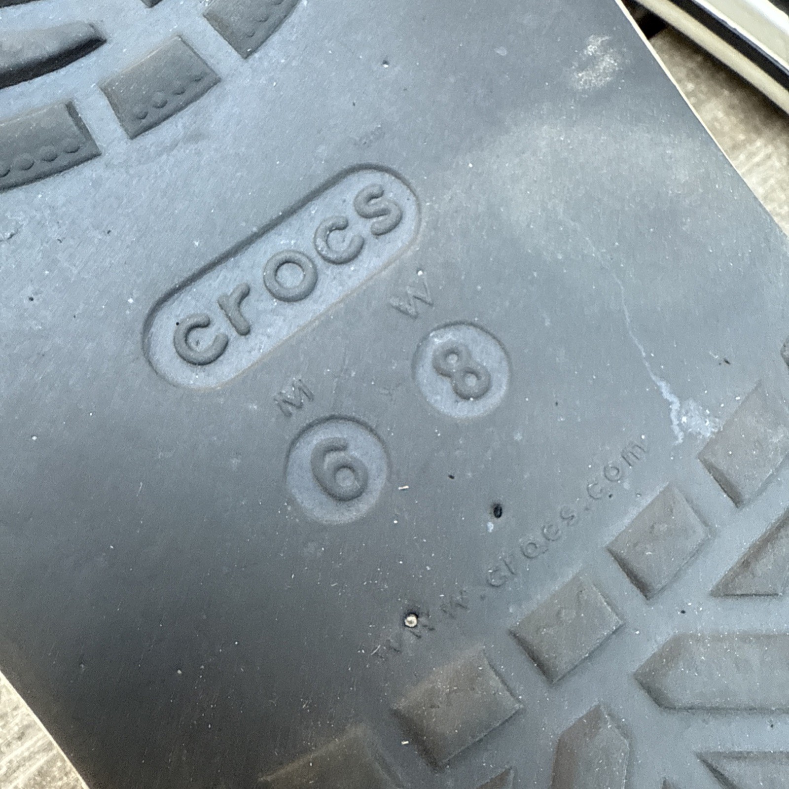 Crocs Sandals Bayaband Black White Flip Flops Water Friendly Women’s 8 Men’s 6