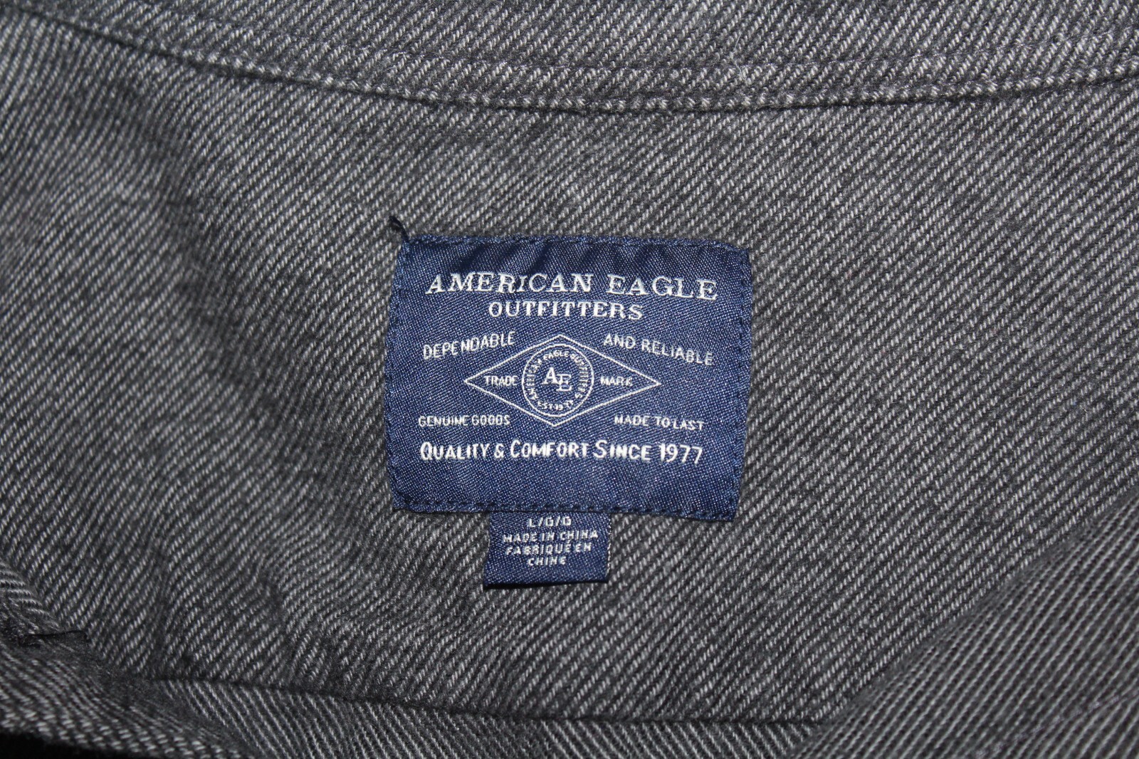American Eagle Men’s Button Up Gray/Orange/Charcoal Woven Long Sleeve Shirt – L