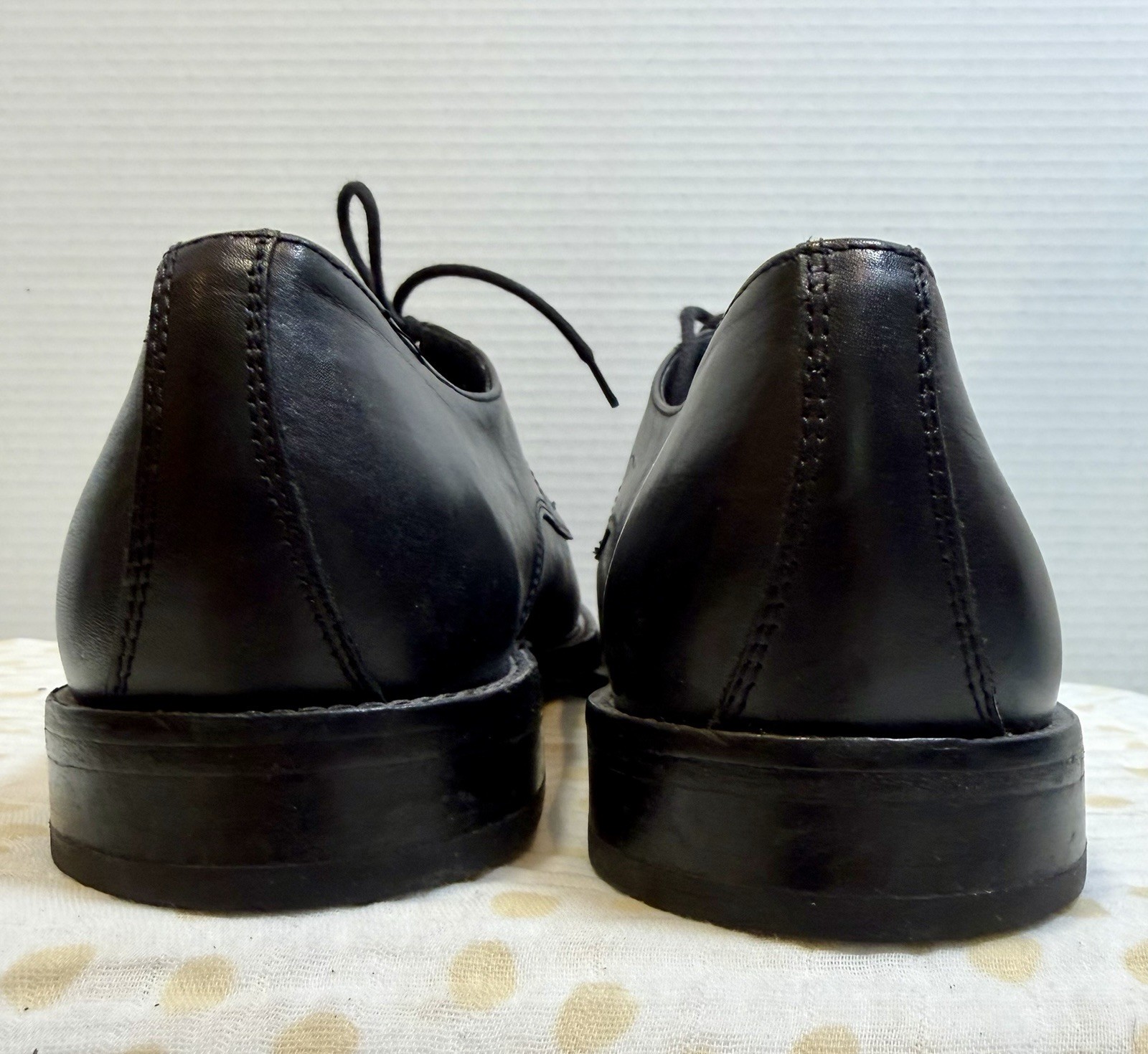 Men’s Soft Feel Black Leather Dress Shoes EU 44 (approx. US 11) Made In Italy.