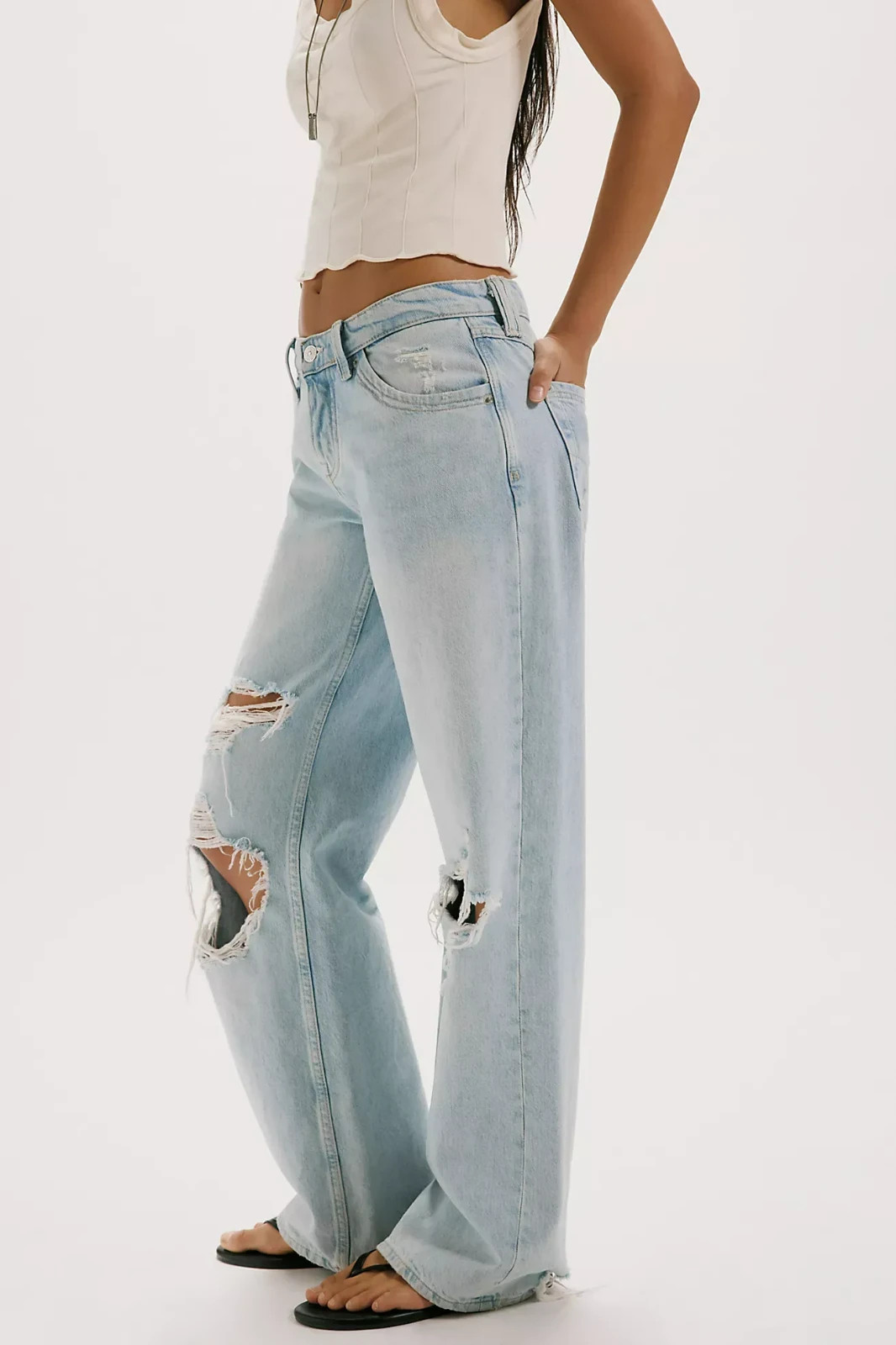 Freepeople – We The Free Tennessee Low-Rise Boyfriend Jeans – Sale Off