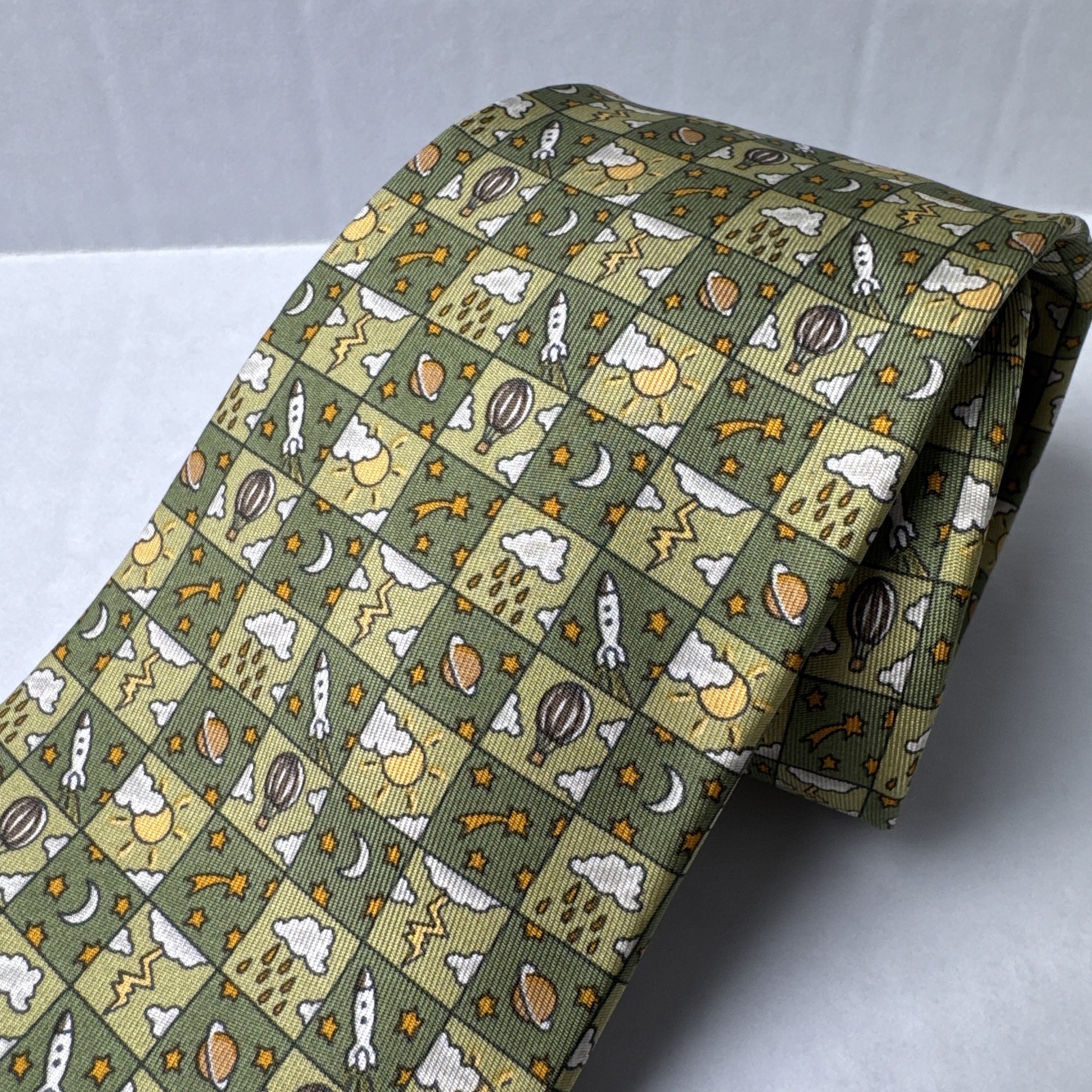VTG Hermes Silk Tie Green Space Rockets Hot Air Balloons Novelty Print 7803 Mens