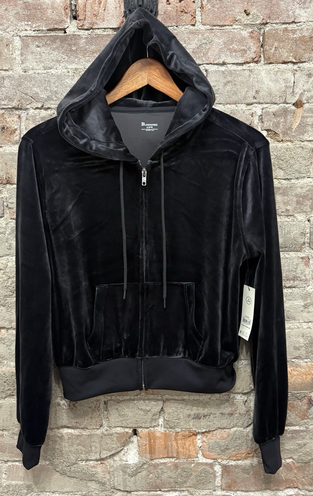NWT No Boundaries Black Soot Velour Hoodie Jacket Zipper Women’s Size M (8-10)