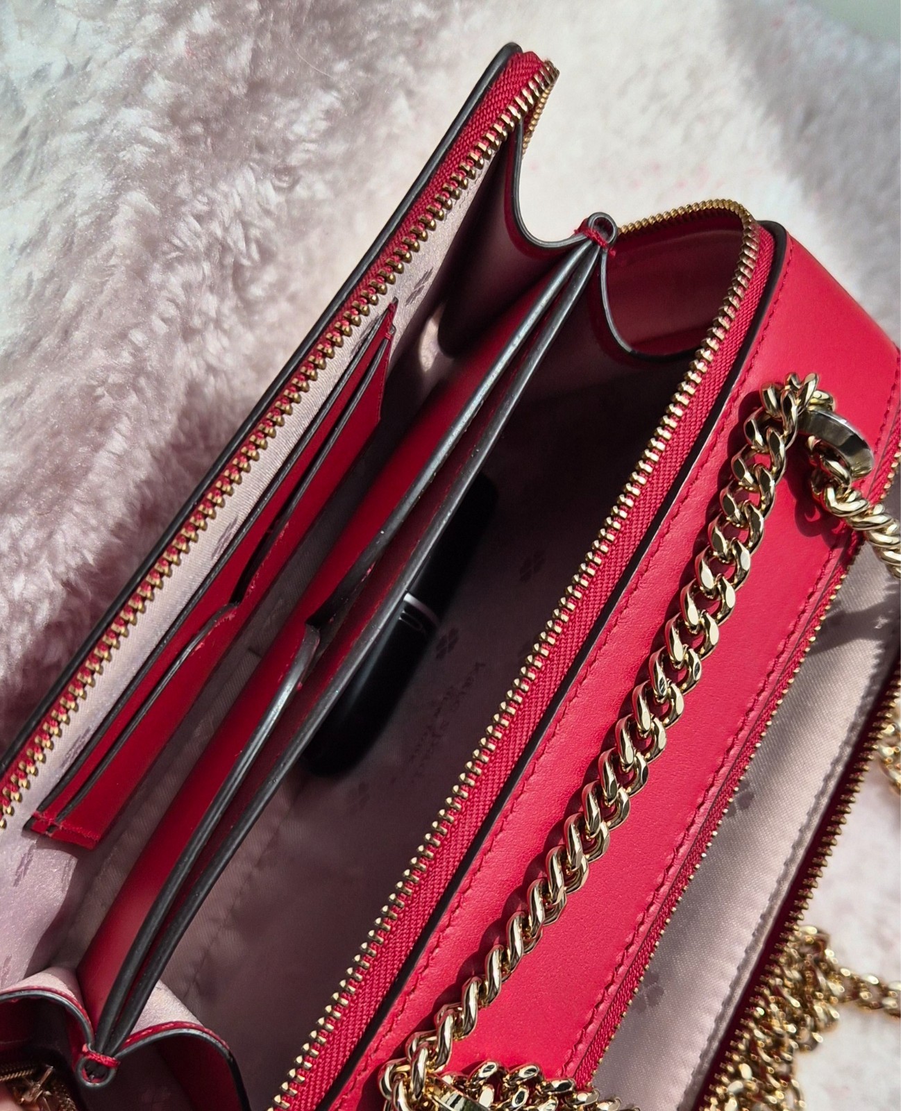 kate spade izzy red crossbody – gold hardware – original dustbag included