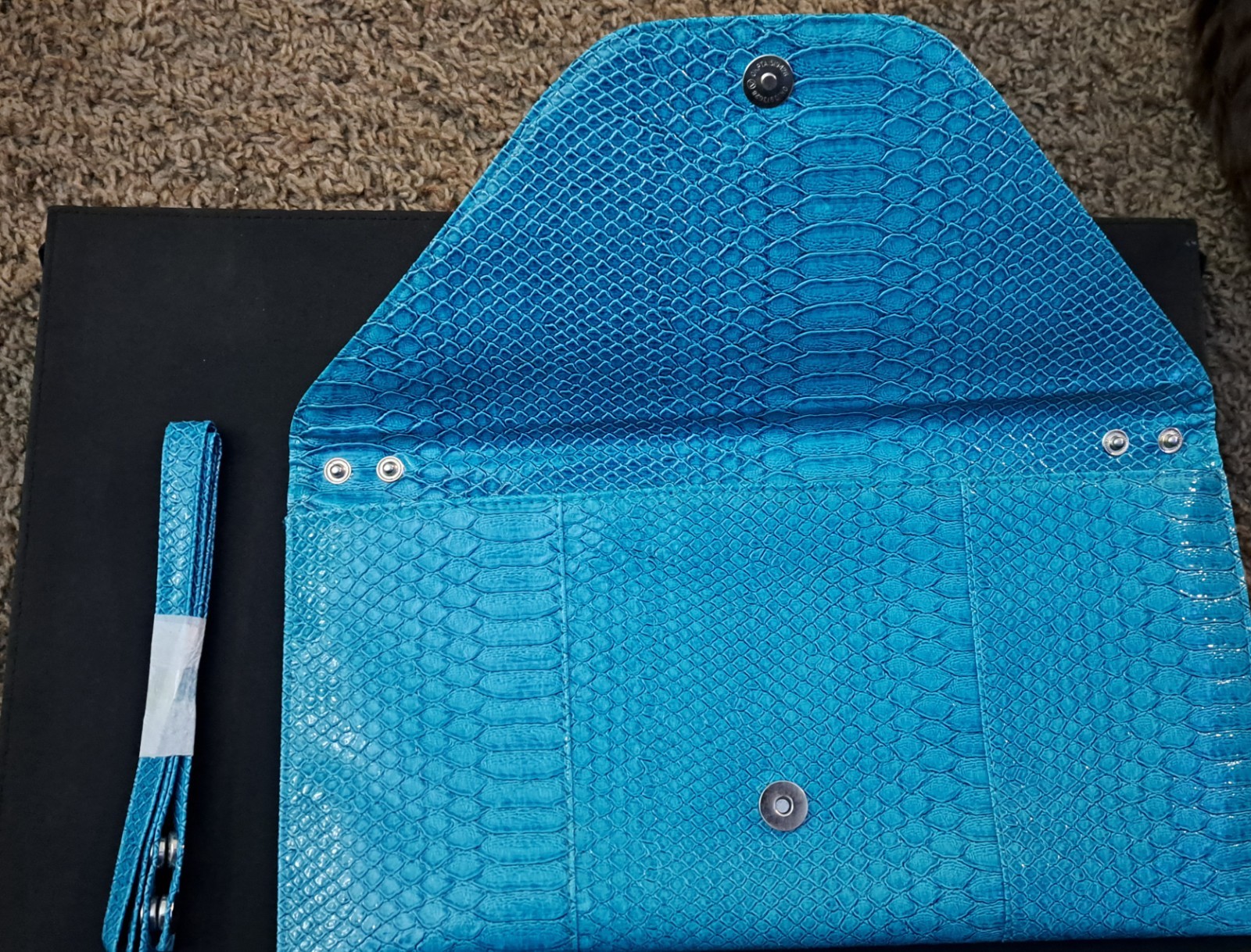 Blue Snakeskin Embossed Envelope Clutch Snap Closure w/ Detachable Strap