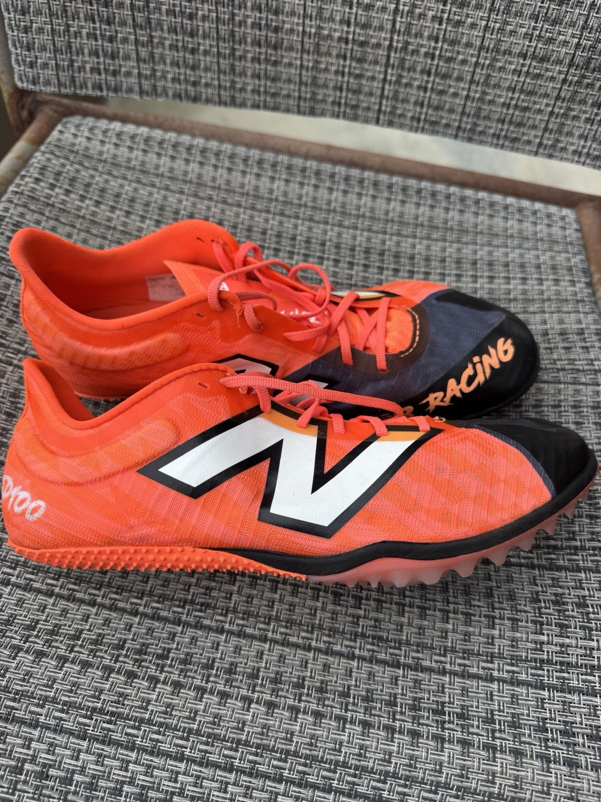 New Balance FuelCell SD100v5 – Men’s Size 8.5 Orange/Black – USD100L5 NO BOX