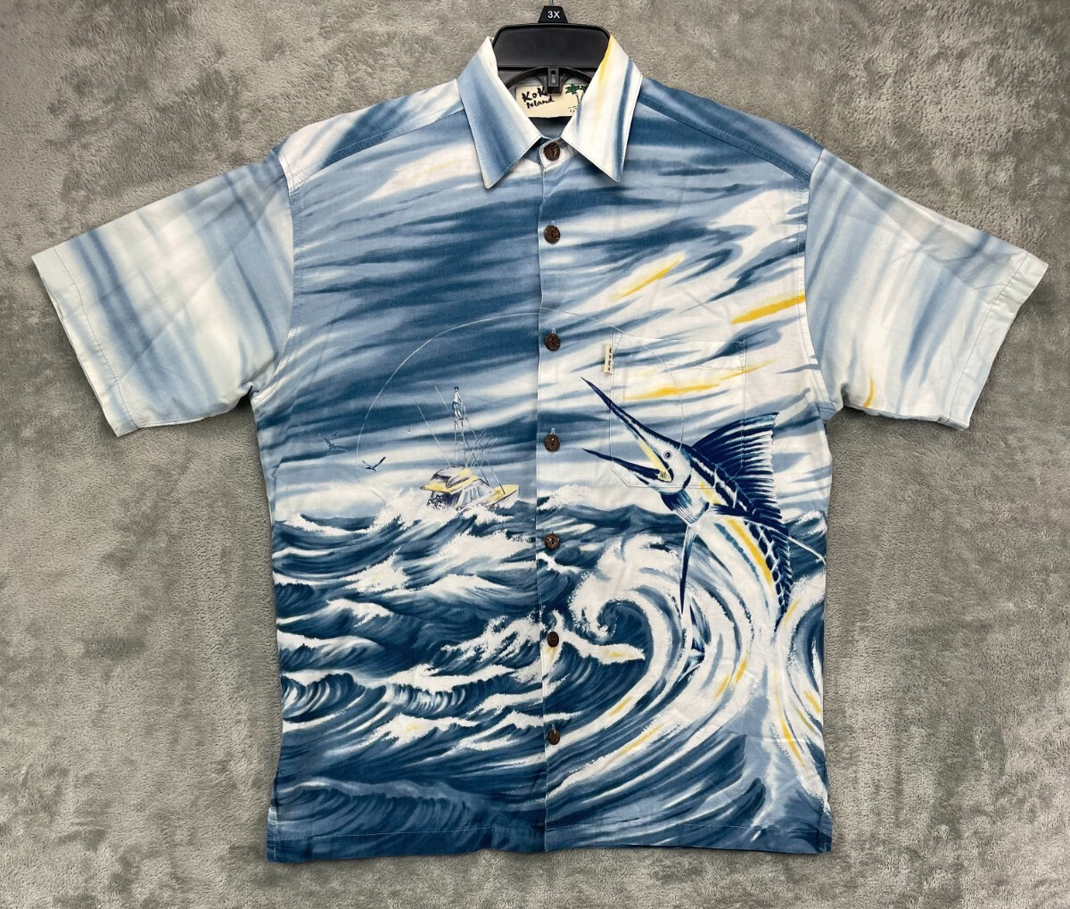 VTG Koko Island Men’s Hawaiian Aloha Shirt Size Small Sports Fishing Marlin
