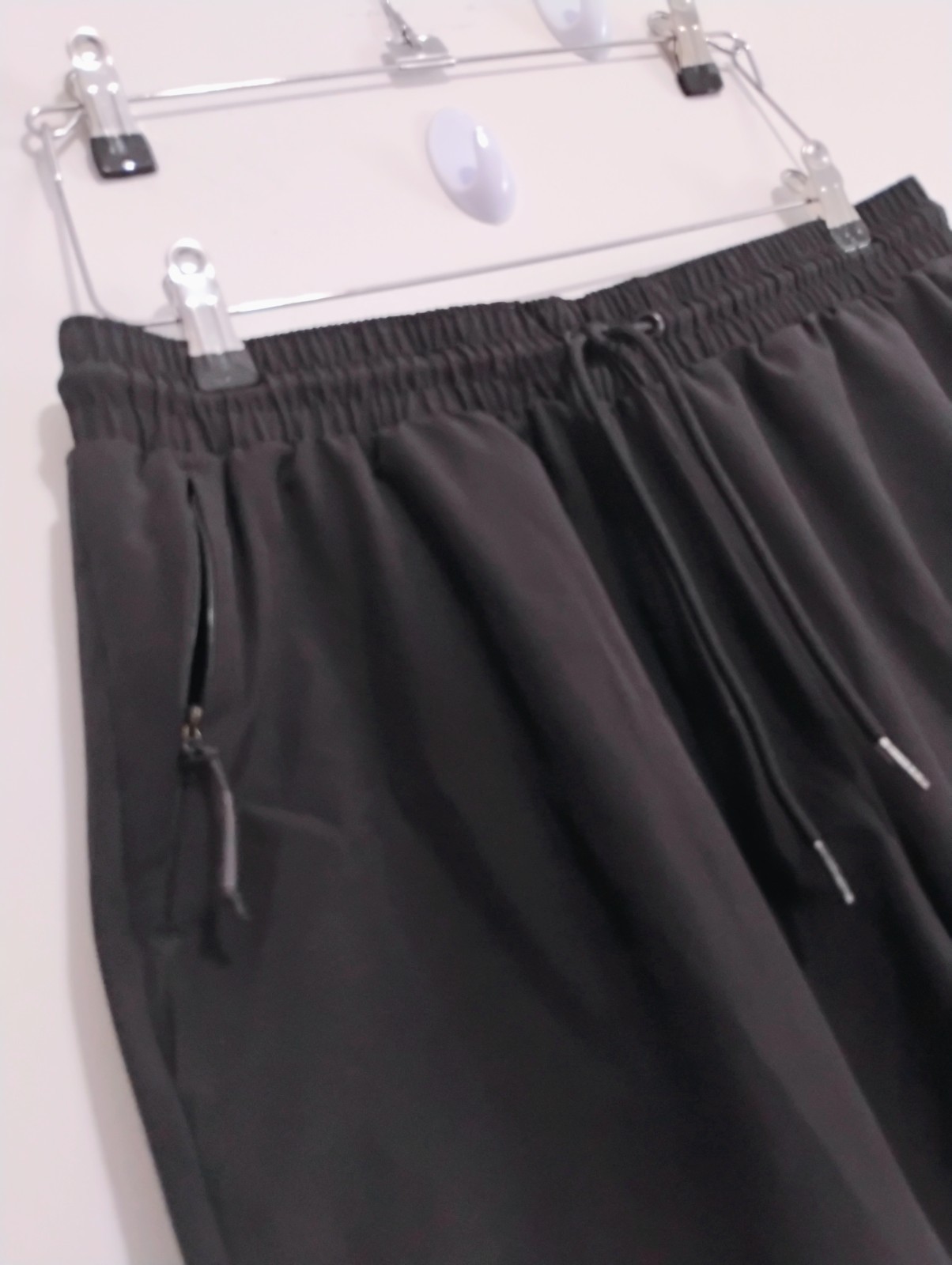 2(X)IST Men’s Athletic Activewear Shorts L/G Black Drawstring Pockets