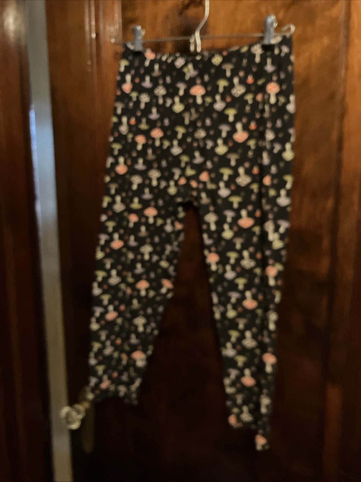Junior Capri Leggings S-3/5 Mushroom Print 95% Cotton-5% Spandex, 18” Inseam