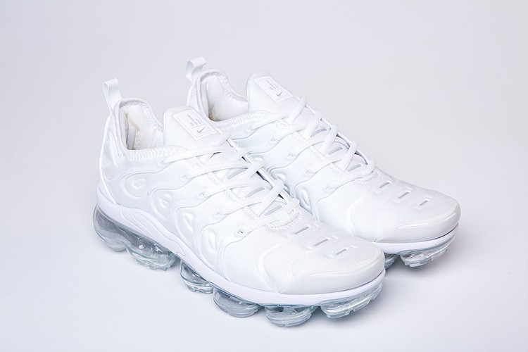 DS Nike Air Vapormax Plus TN Men’s white Shoes Free Shipping