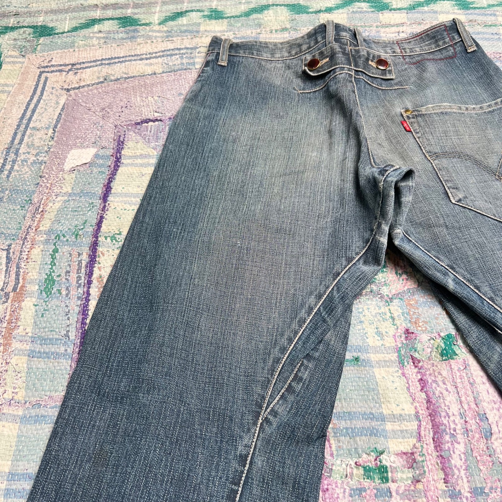 Levis Engineered Buckle Back Cinch Back Twisted Jeans Fits 30×31