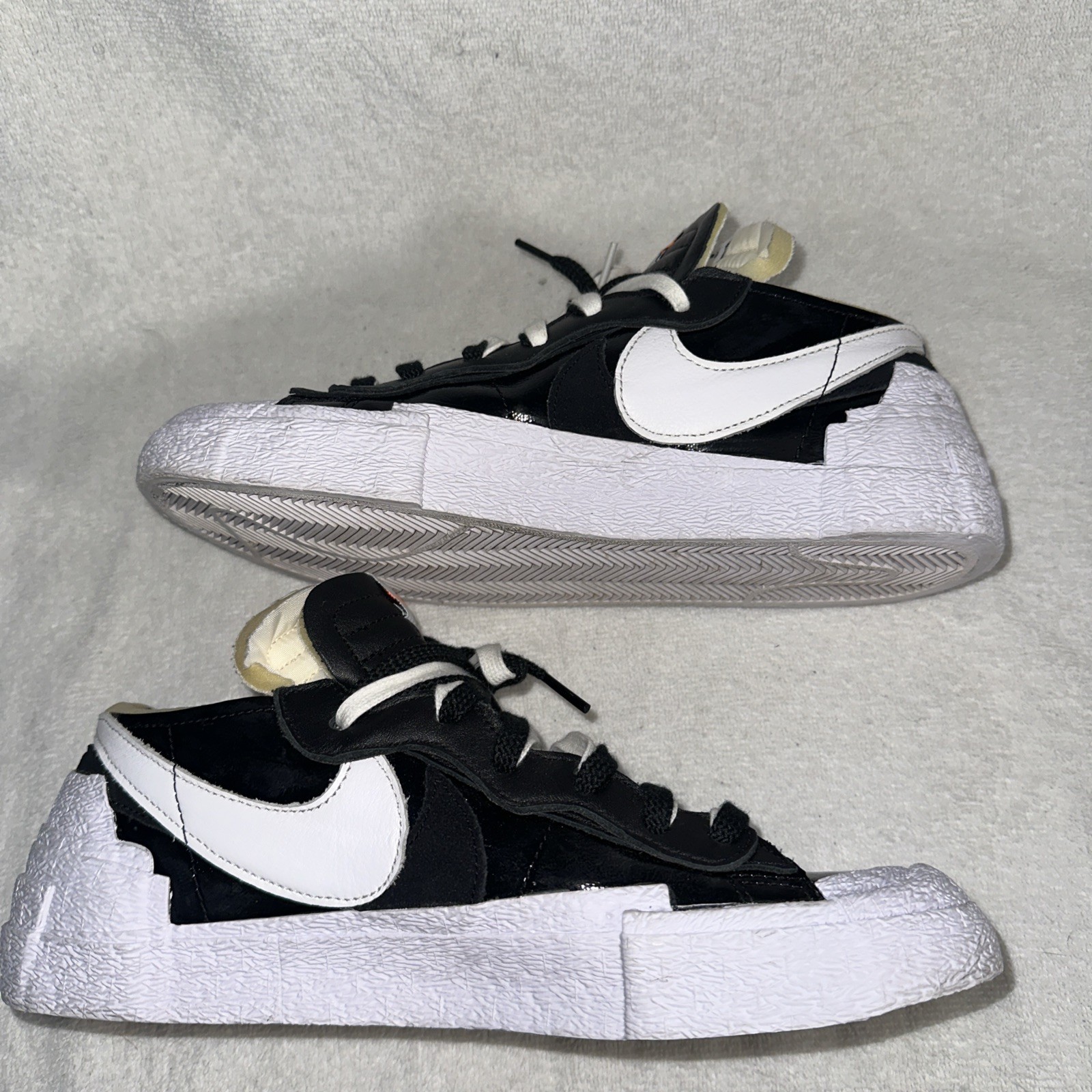 Size 10 – Nike sacai x Blazer Low Black Patent used