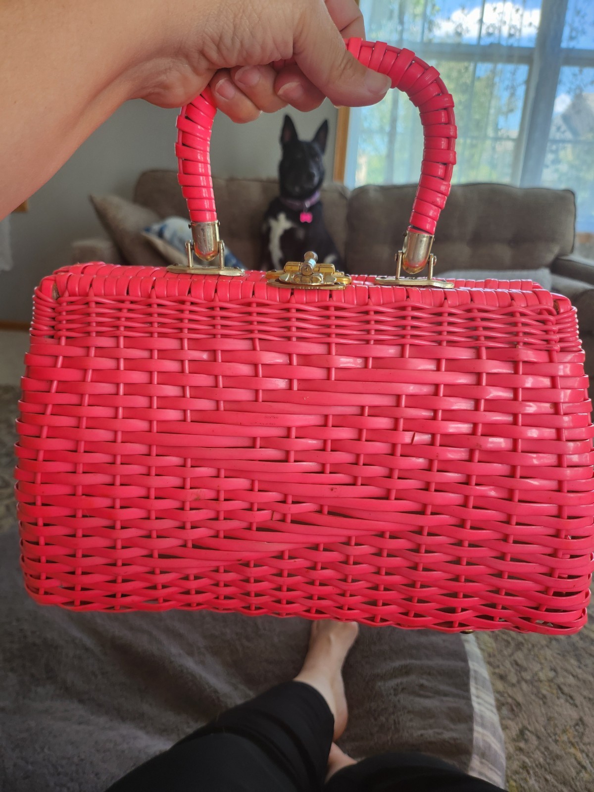 Vintage Women’s Pink Woven Wicker-Style Top Handle Bag Turn Lock Gold Hardware