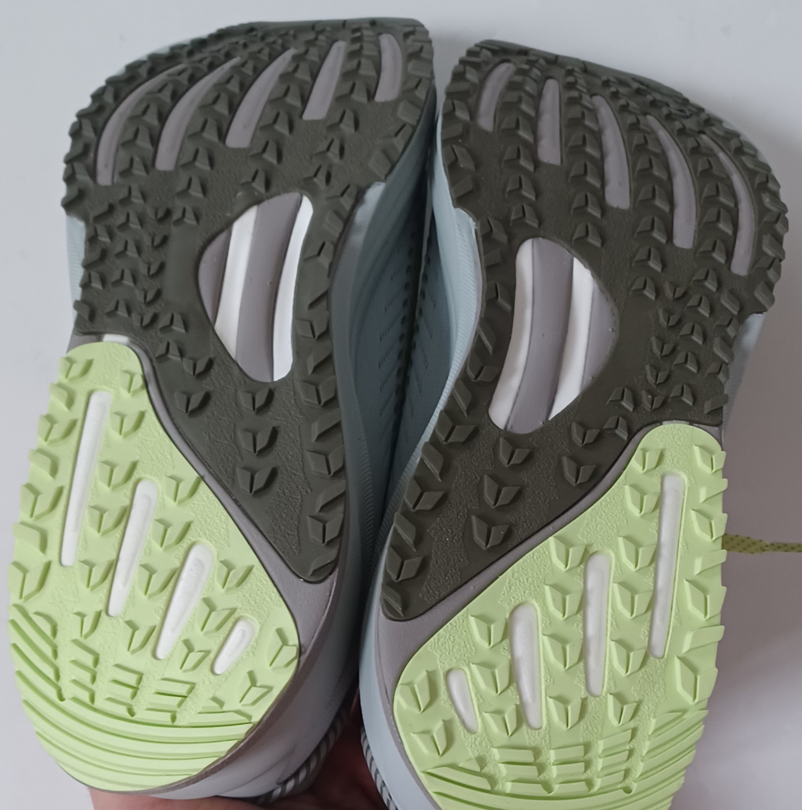 Adidas Supernova Rise GTX Gore Tex JQ5485 man silver/green shoes Brand New