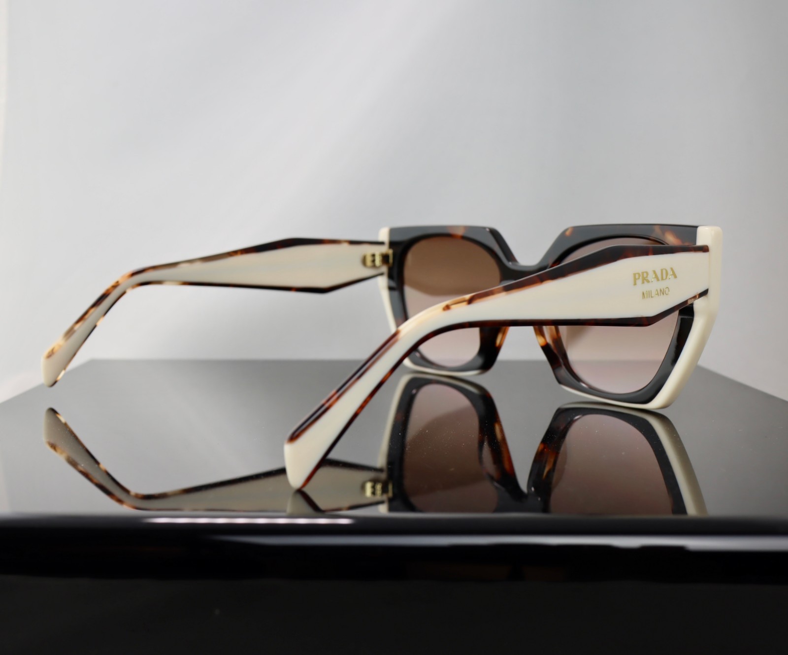 Prada PR15WS Tortoise/ Brown Lens Square Sunglasses 100% UV