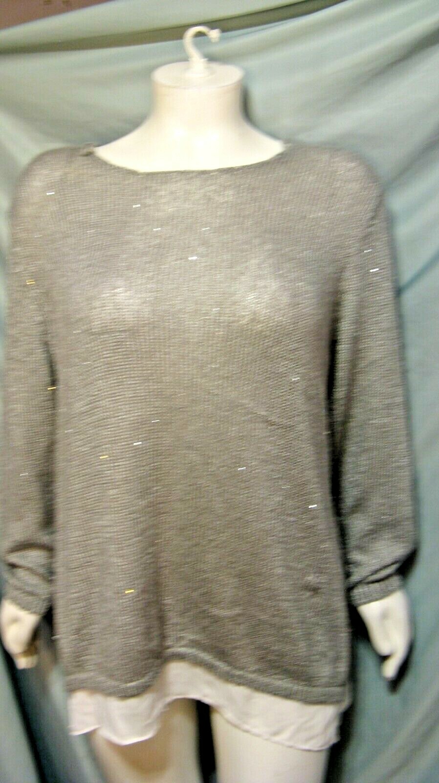 Size 1X C&A gray white at bottom sequin long sleeve sweater Chest 66″ X Len 30″