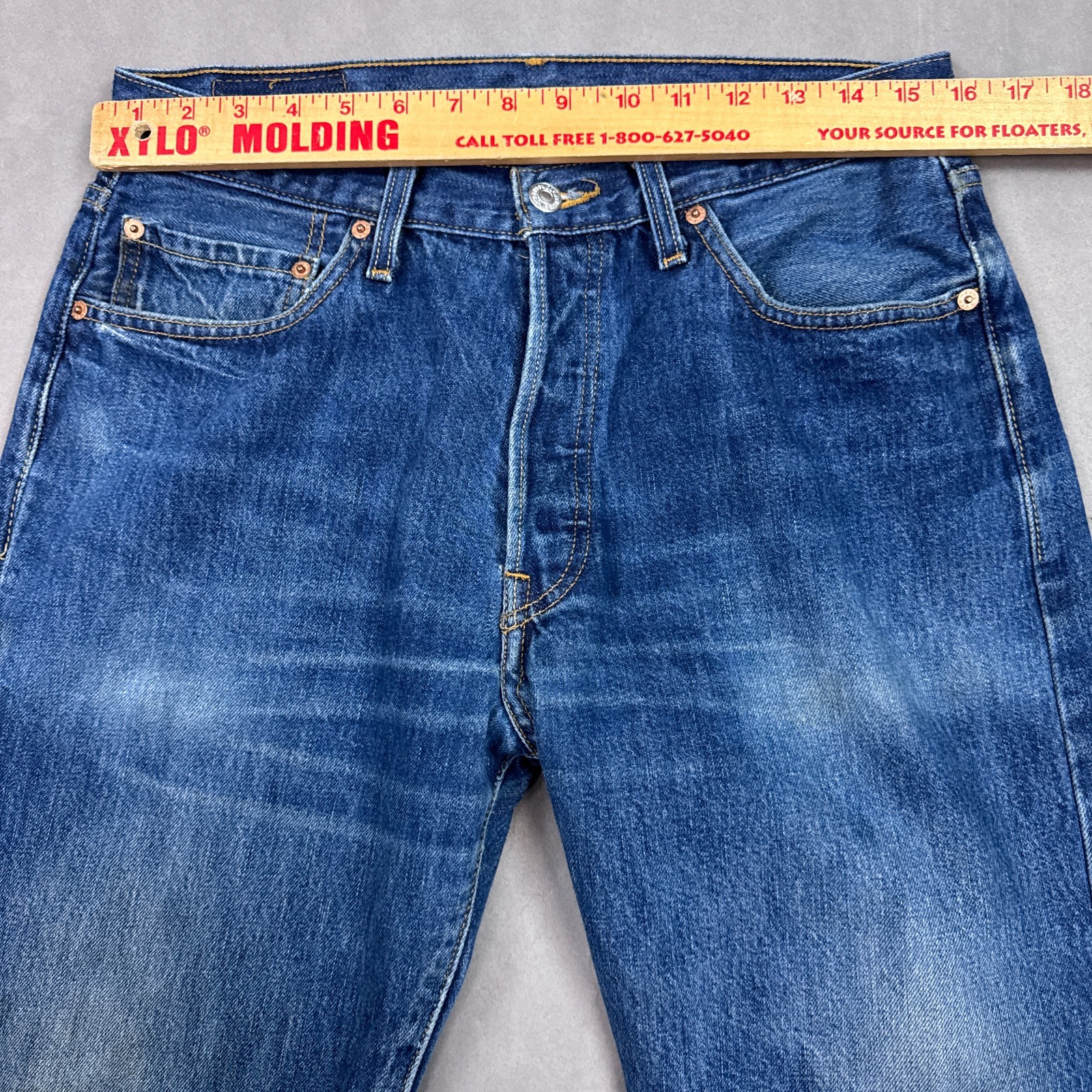 Levis 501 Jeans Mens 32×34 Blue Button Fly Denim Pants Thrashed Faded (Tag34x36)