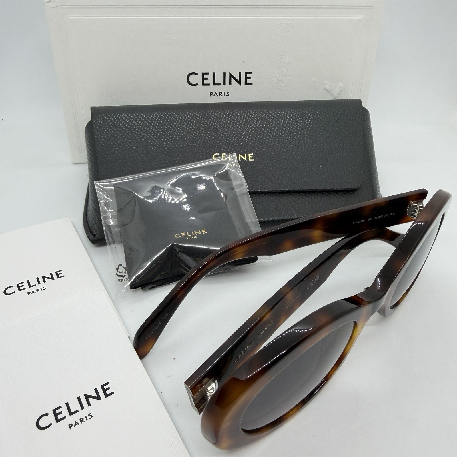 CELINE Triomphe women’s oval sunglasses + hard case +bag 52mm CL40194U Tortoise