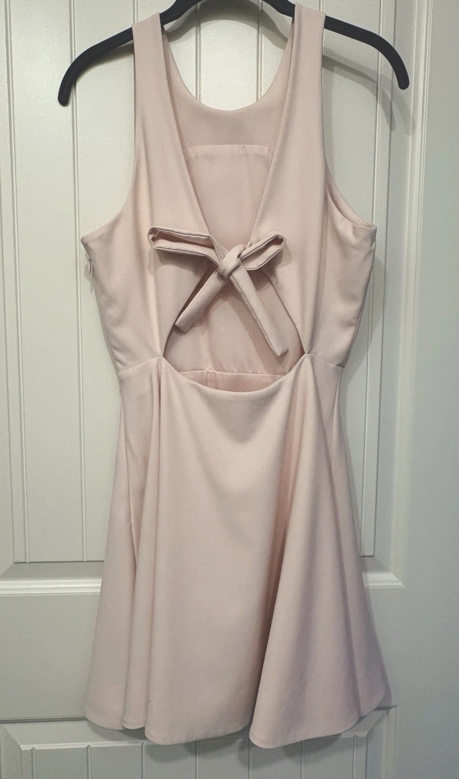 Elizabeth and James Britt Dress Size 8 Blush Pink Open Back Bow Fit Flare