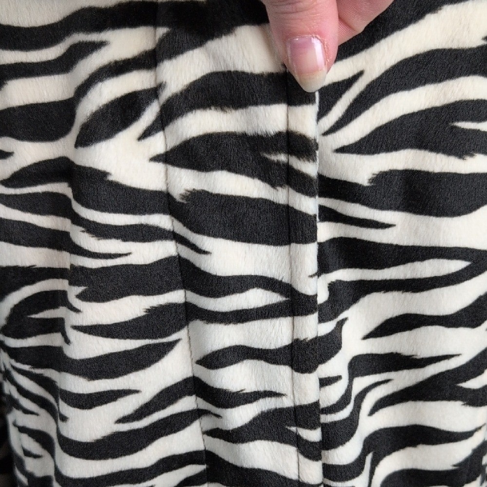 Zebra Print Long Trench Coat New LG Mob Wife Maximalists Funky Edgy Button Front
