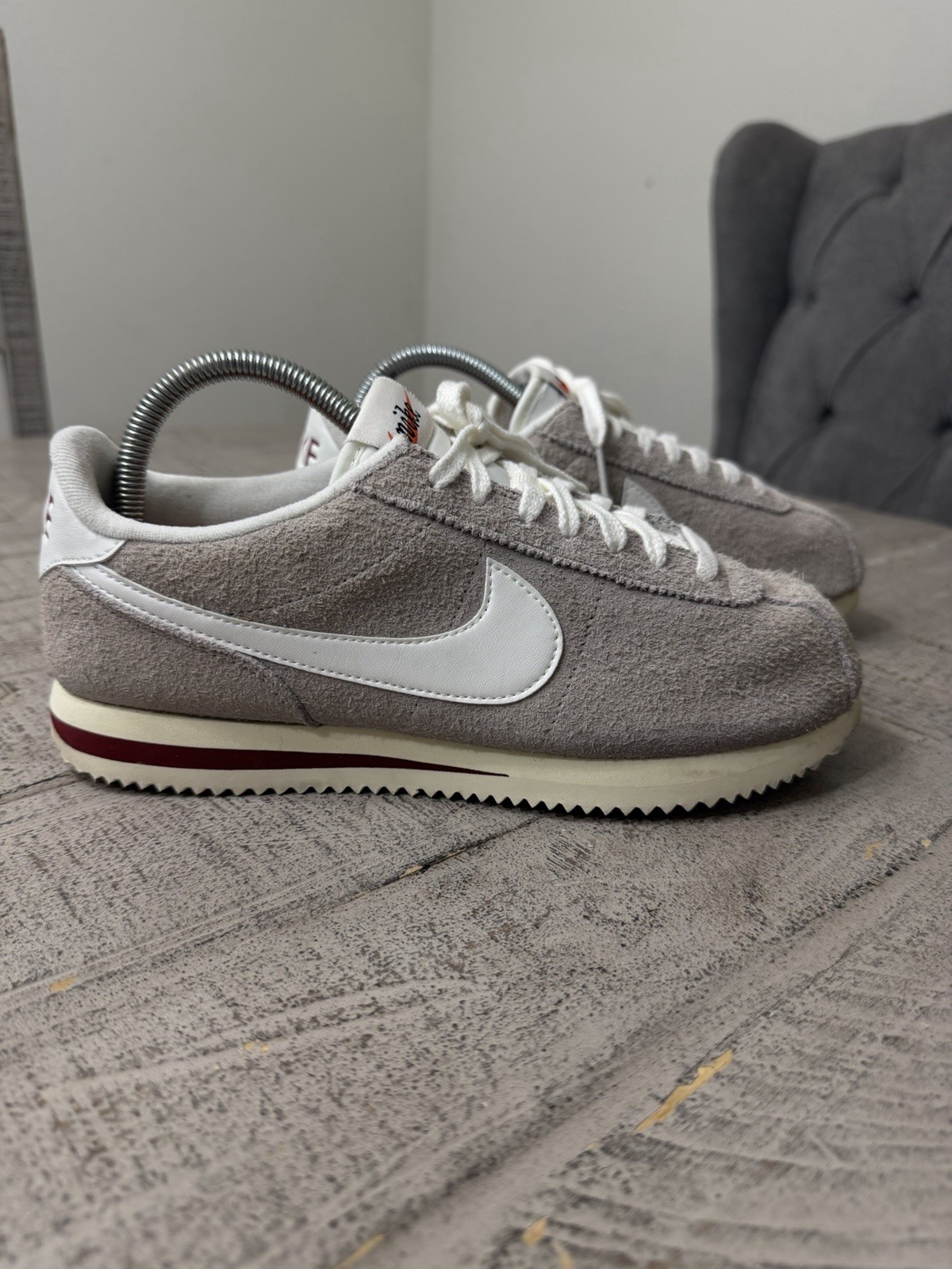 Nike Cortez Vintage Muslin Hairy Suede Sail Burgundy HF3142-001 Men’s Size 7.5