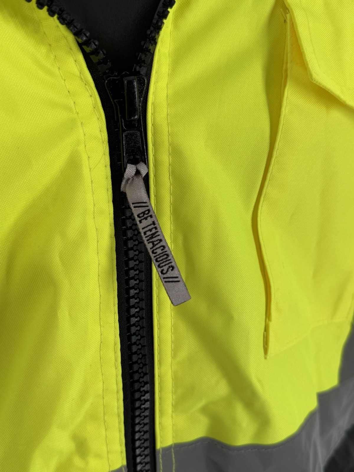 New Tenacious Work Gear Glowear 8377 Reflective Jacket Size S Ergodyne Ret $ 65