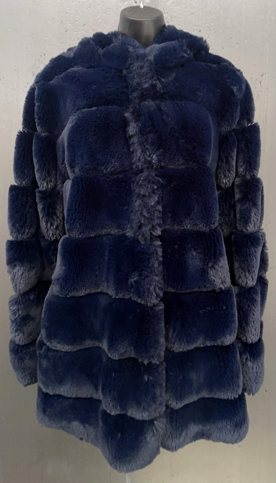 BCBG MAXAZRIA Felicia Faux Fur Coat L Saphire Blue Hood Luxury