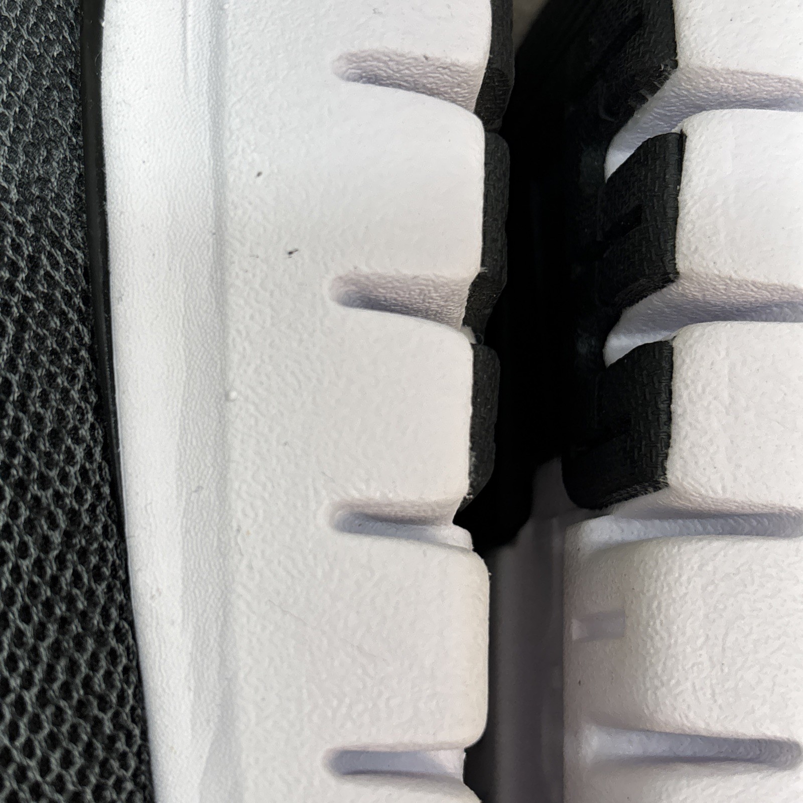 Kuru Flex Via Women’s 8 Wide Sneaker Jet Black White Mesh Lace Up Shoe Running