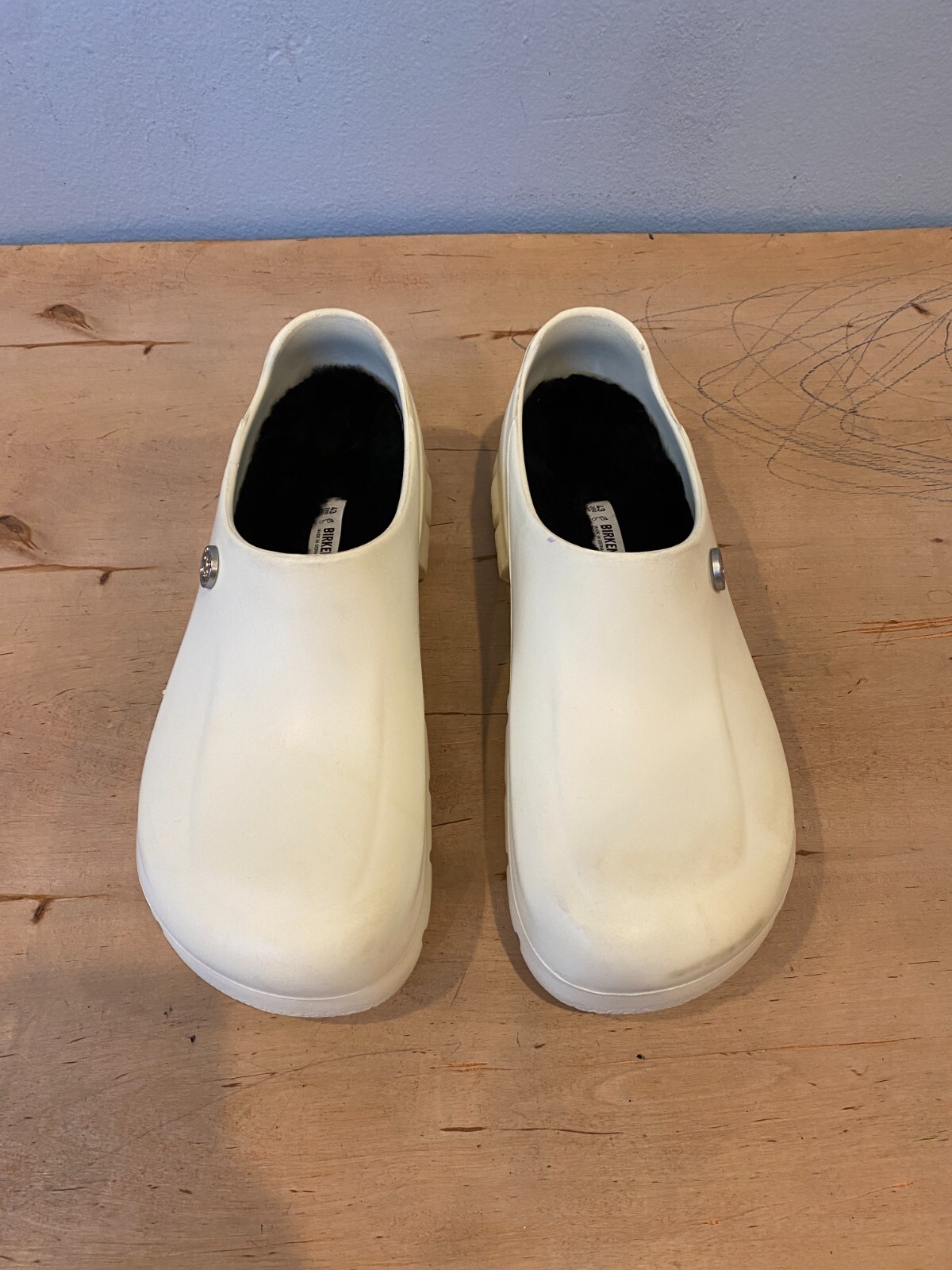 Men’s Birkenstock 640 PU clog , White Polyurethane / Synthetic , Sz 43 / US 10