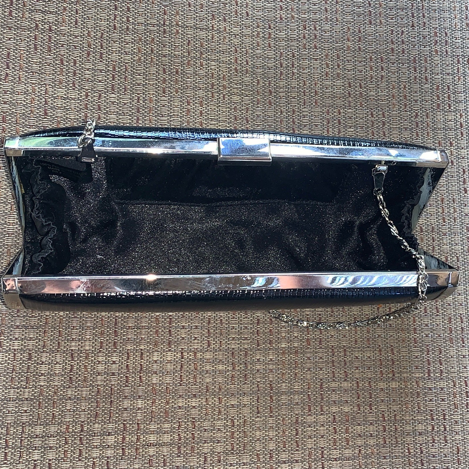 Style & Co Black Lizard Grain Cylinder Clutch Evening Bag Silver Chain Strap