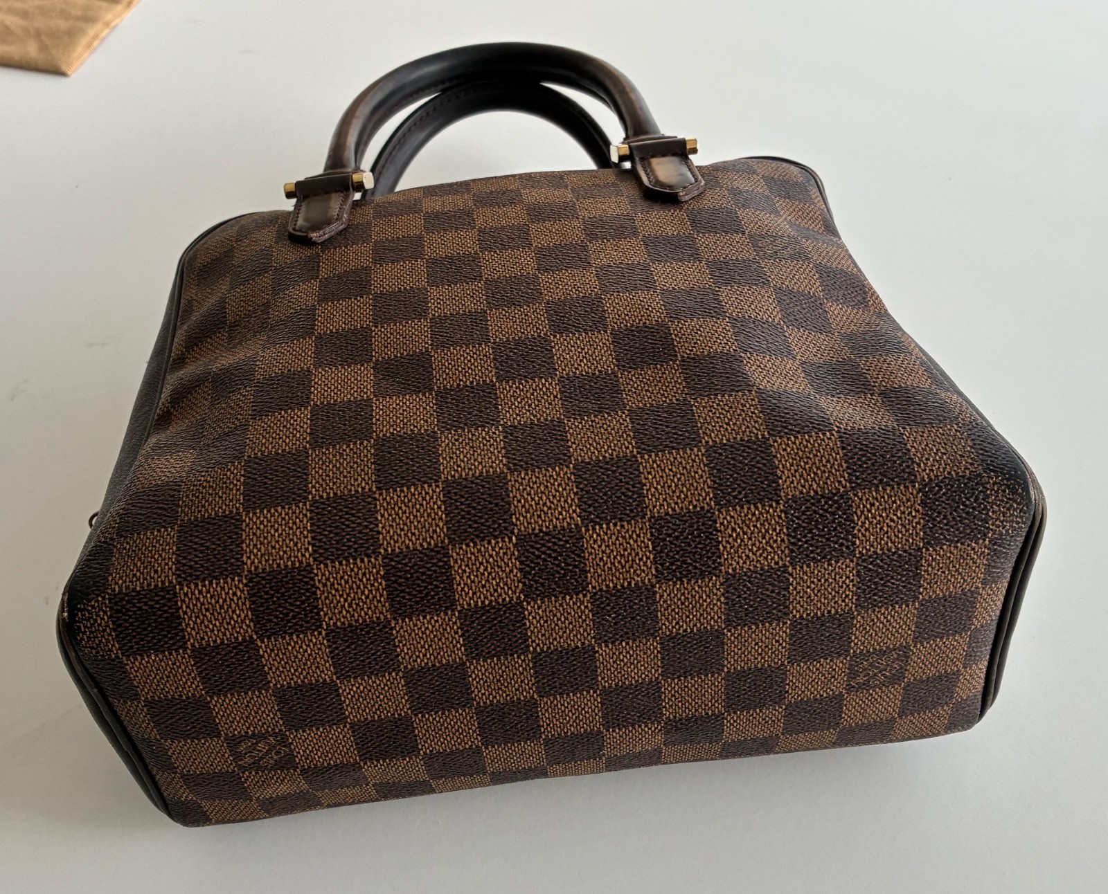 Louis Vuitton Damier Ebene Handbag – Authentic