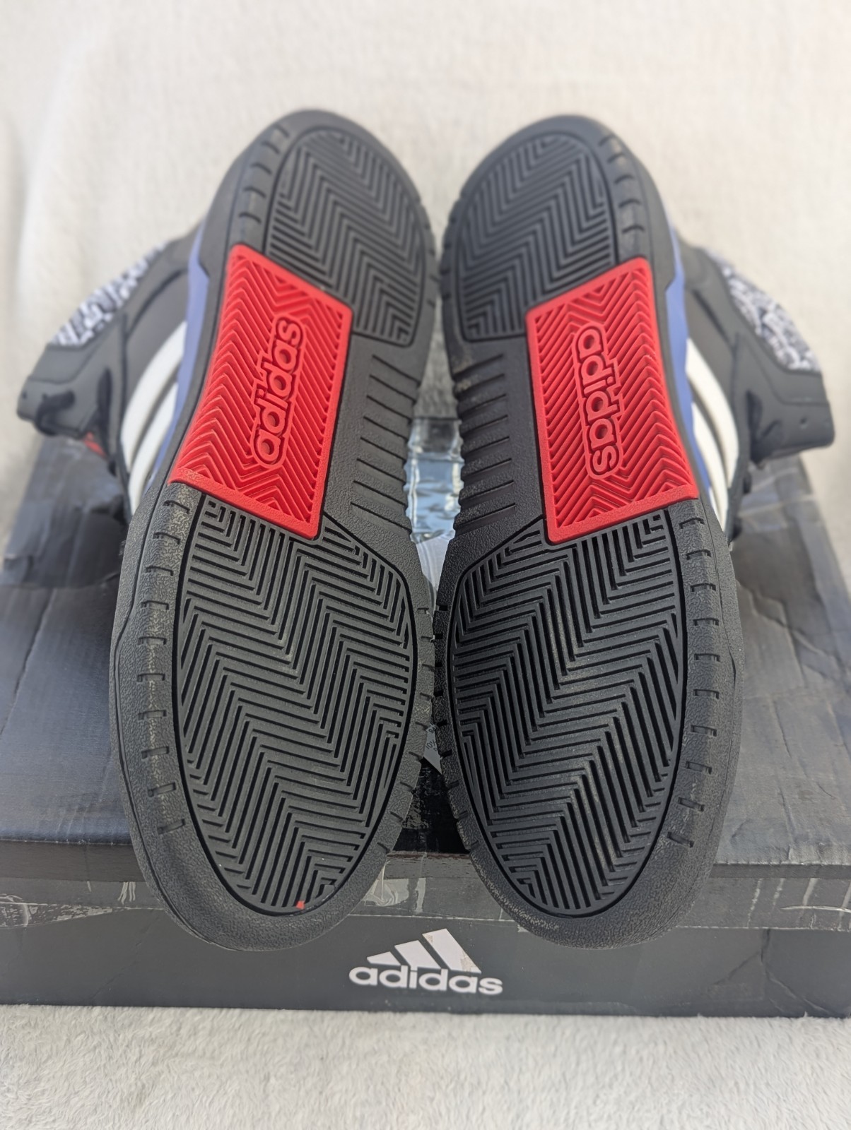 Size 11 Men’s Adidas Entrap Mid Top Basketball Black/White/Blue Lace Up Shoes