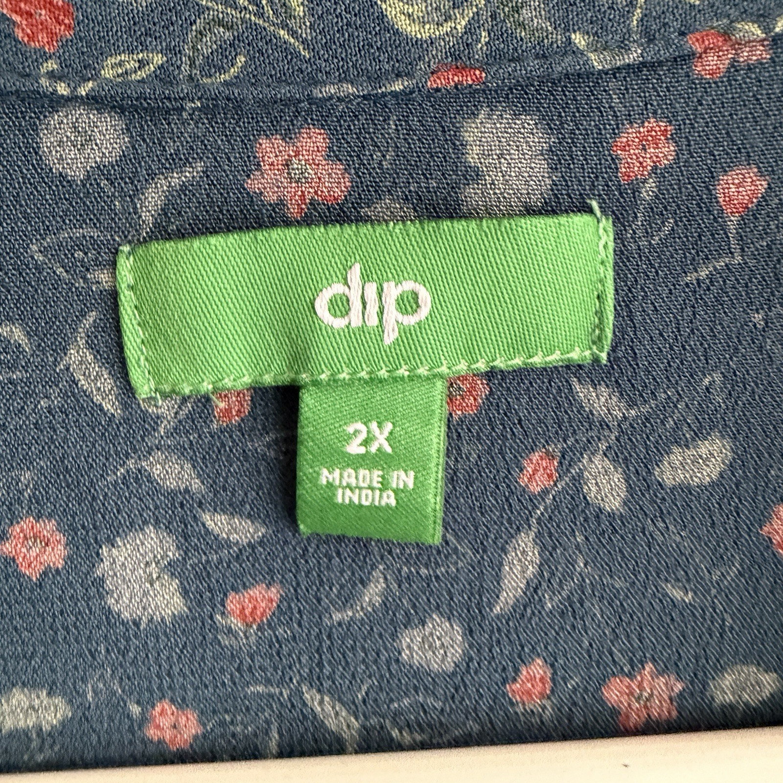 Dip Multicolor Floral Button Up Tank Blouse Women’s Size 2X Spring Office Boho
