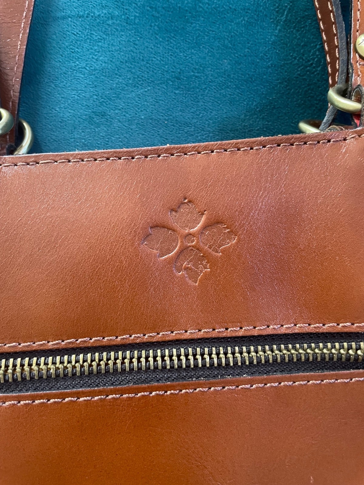 Brown Leather Patricia Nash shoulder bag suede interior, gold brass hardware